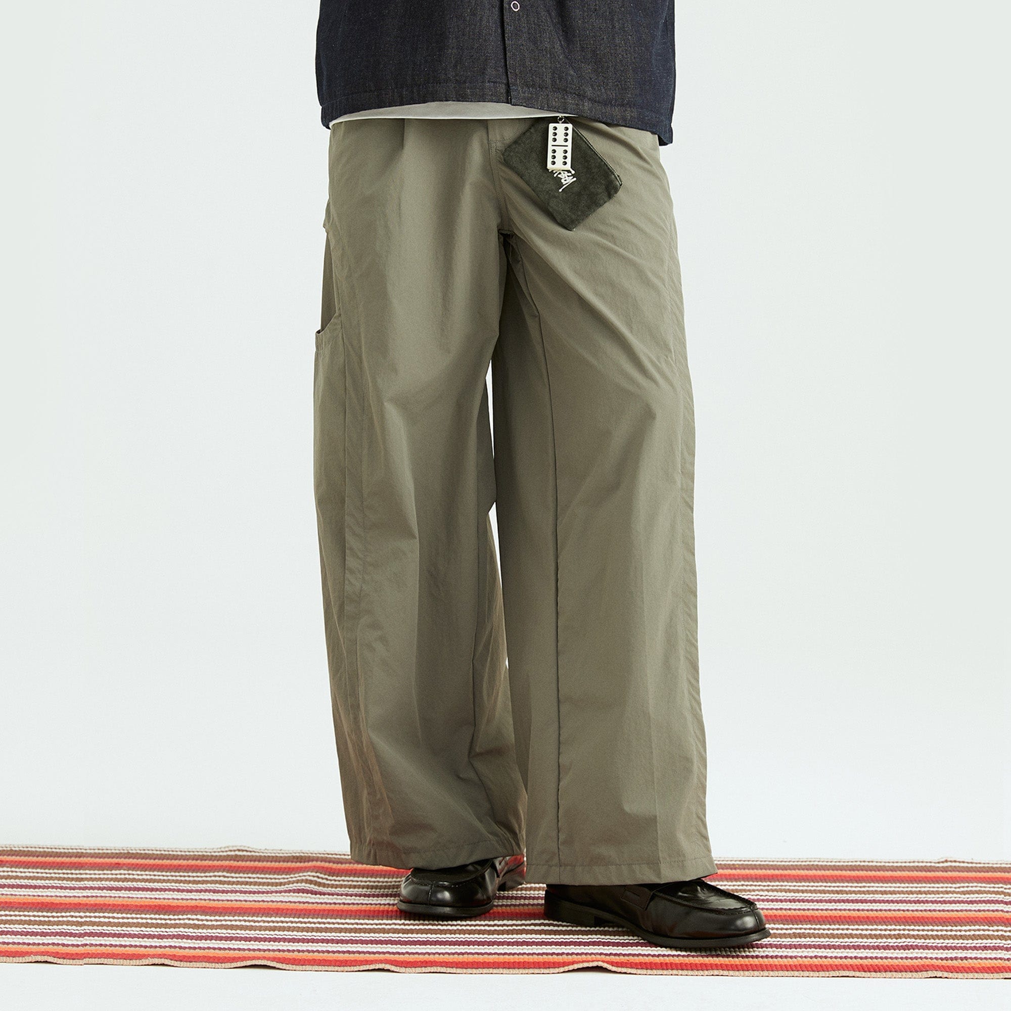 ONADAILYBASIS Curved-Pocket Paneled Utility Pants