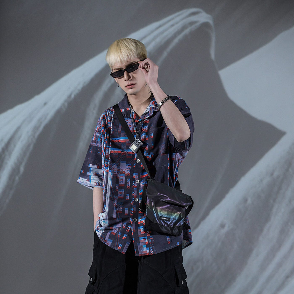 ENSHADOWER Glitch Half Shirt