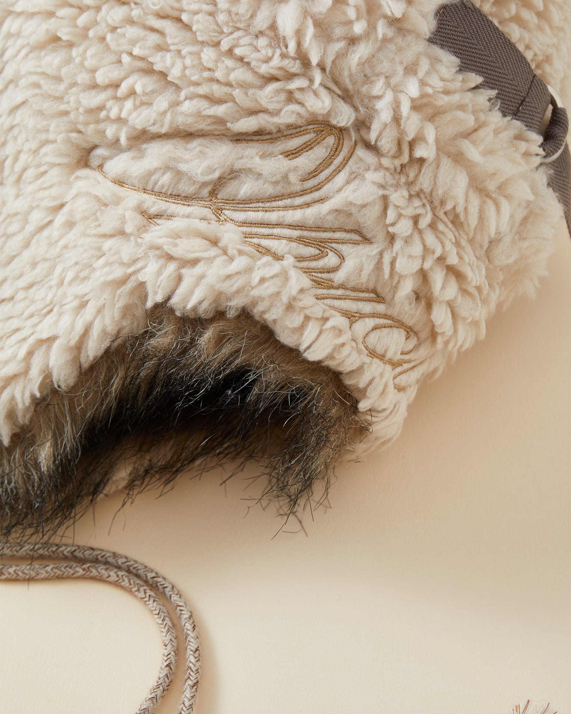 OPICLOTH The Fuzzy Trapper Hat
