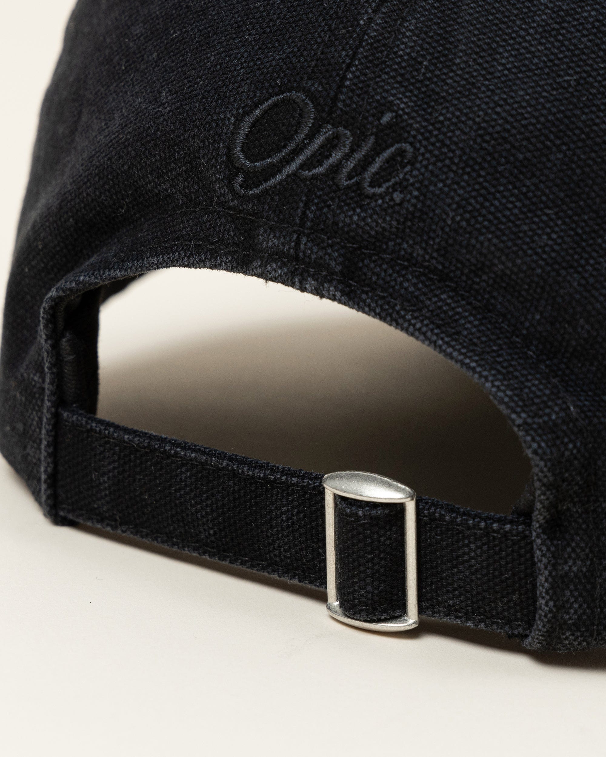 OPICLOTH Distressed LOGO Embroidered Cap