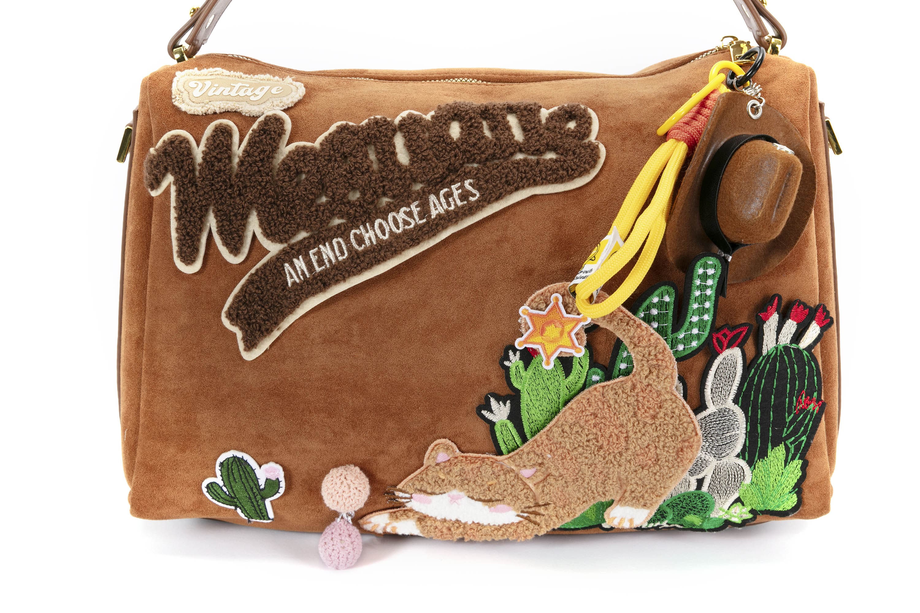BLING BOX Desert Nap Embroidered Shoulder Bag