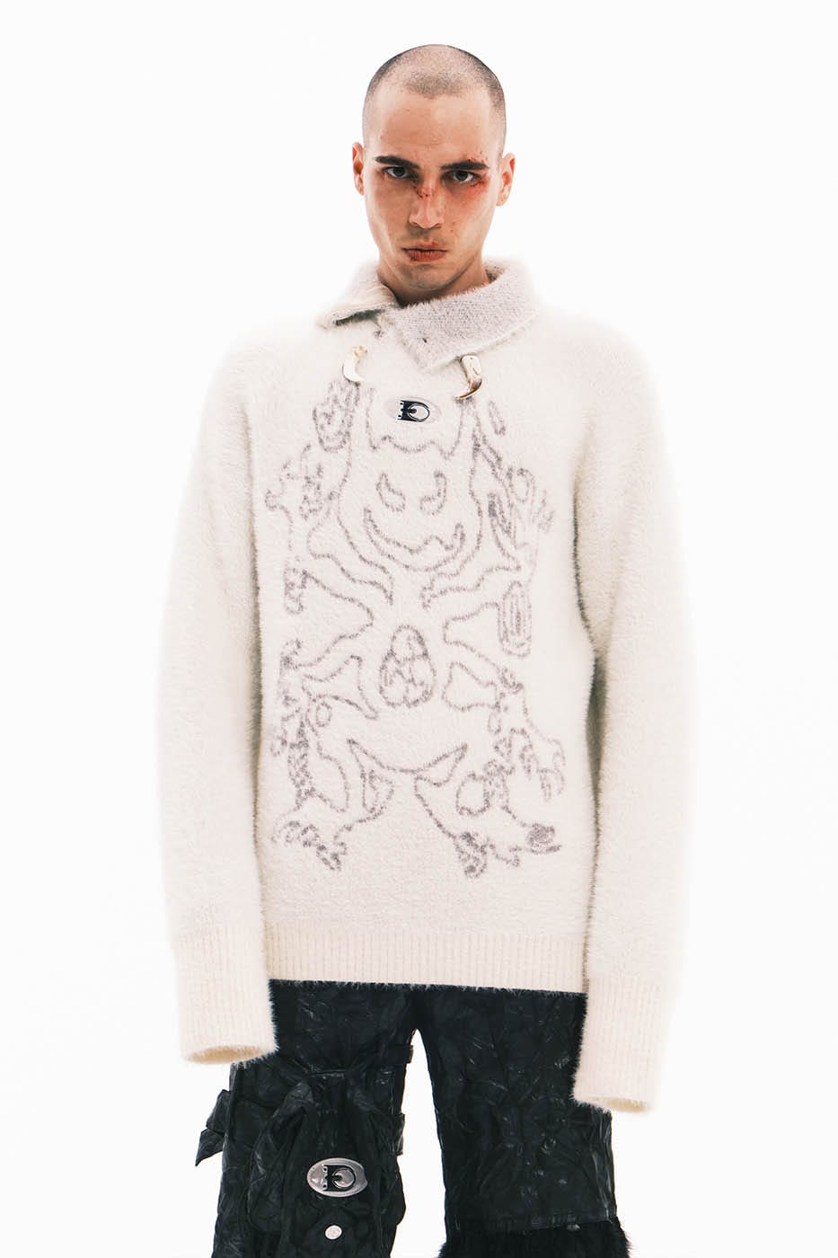 EMBRYO Devil Mohair Bone Turtleneck Sweater