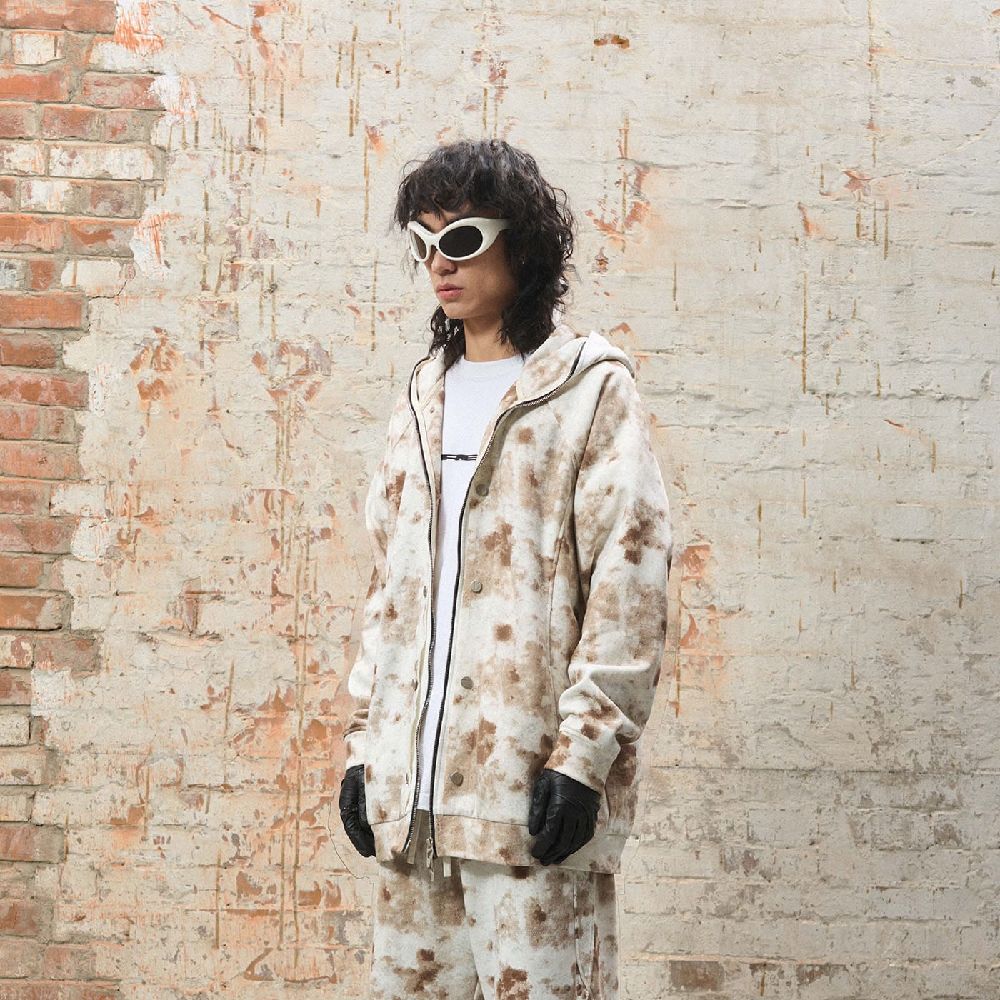 RELABEL Washed Cement-Dyed Double-Hat Zip-Up Hoodie