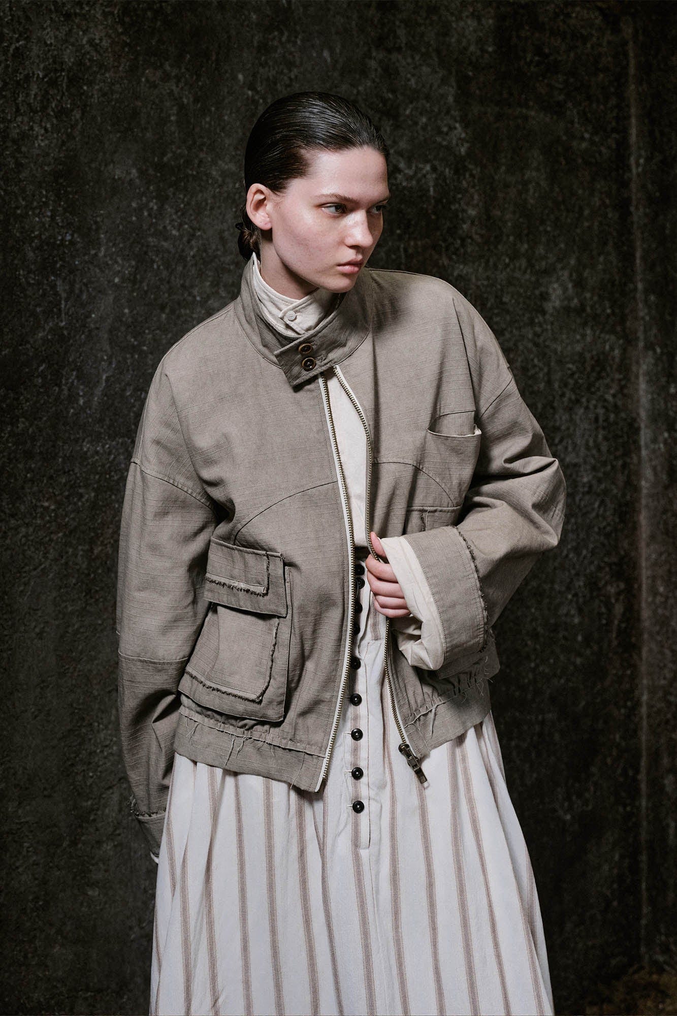 ILNya Nieternite Nifutur Arc Spliced Layered Raw-Edge Utility Jacket