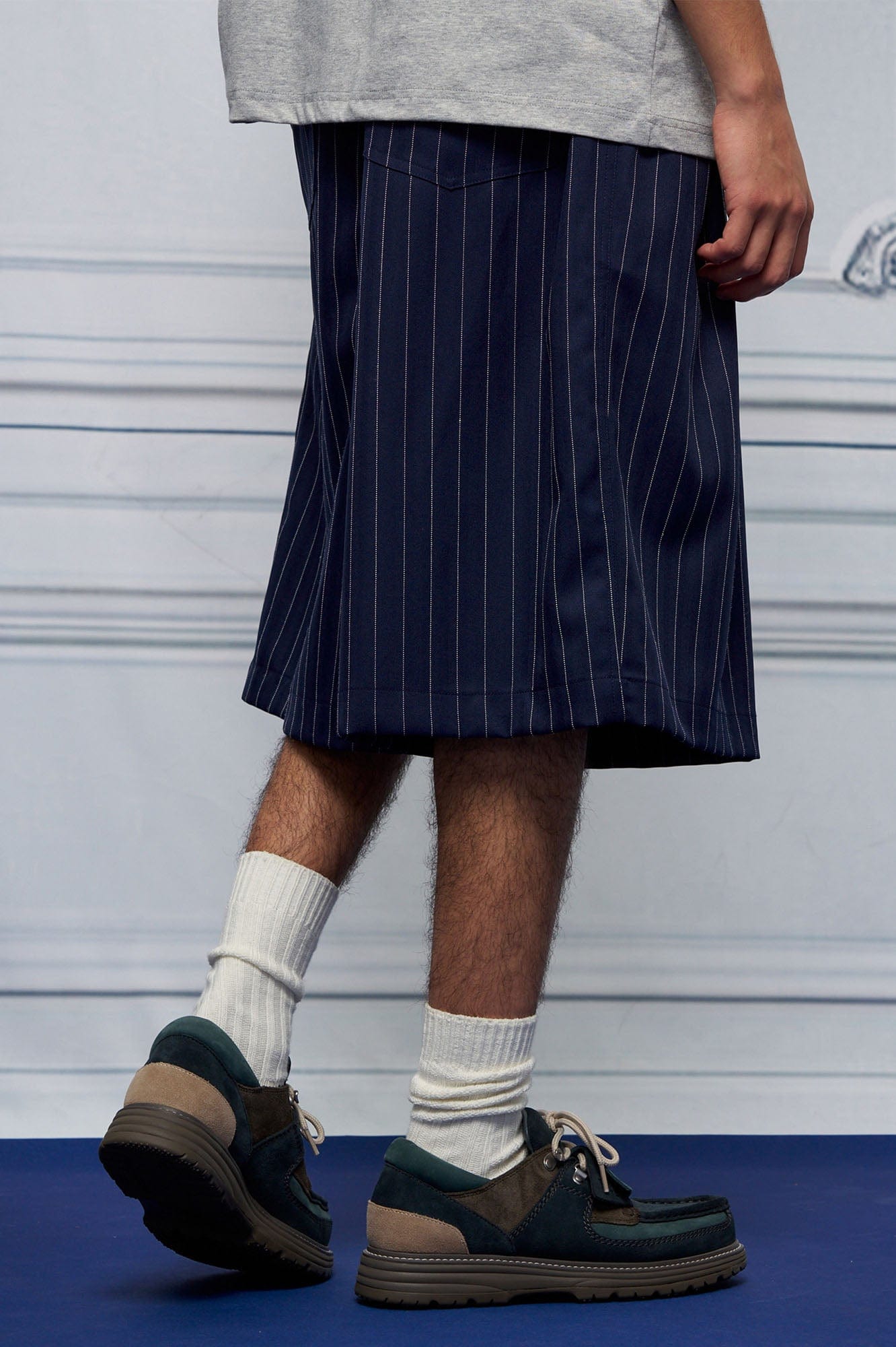 UNLIMITED MOTE Pleated Wide-Leg Drawstring Shorts Stripe