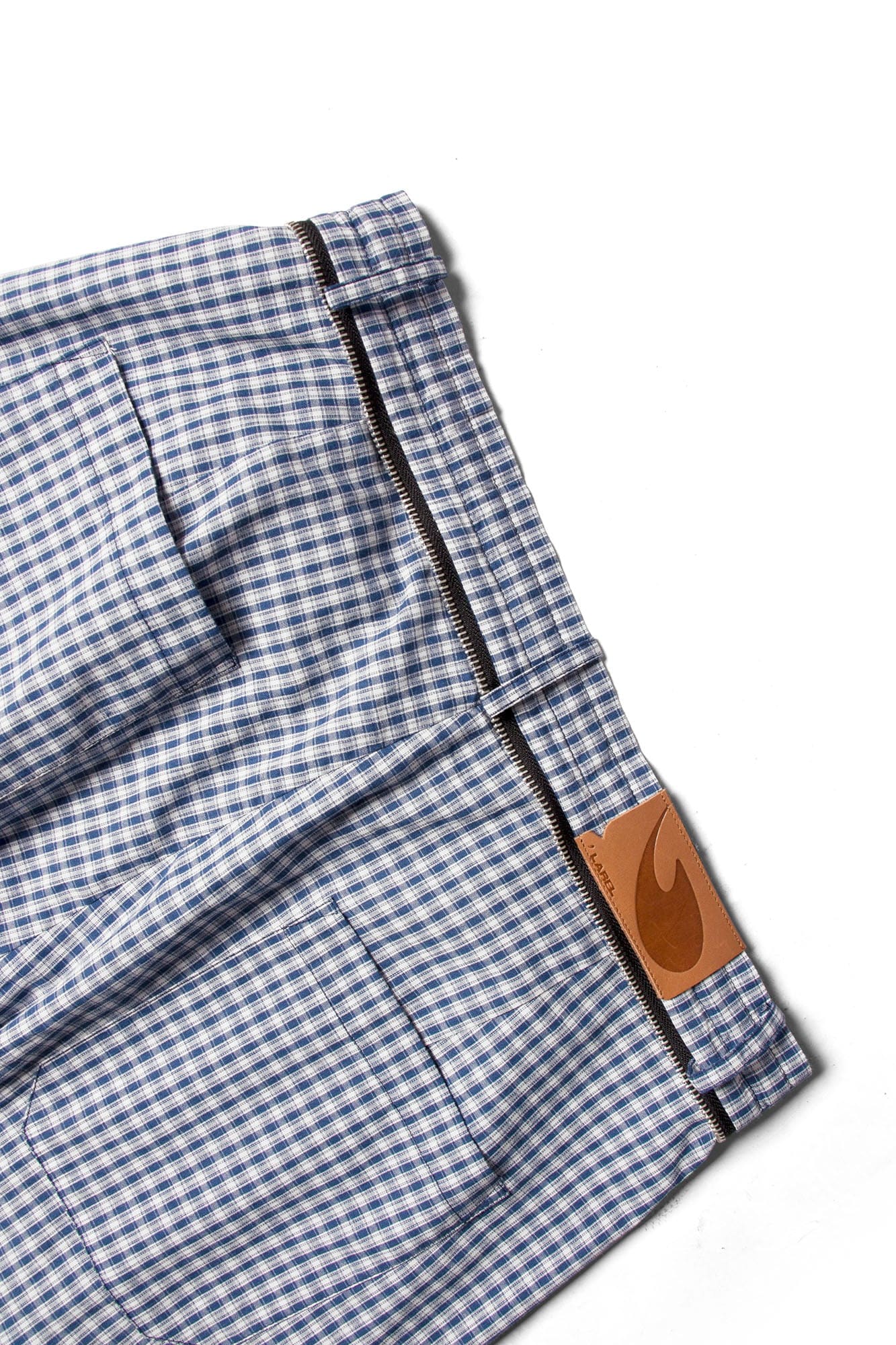 RELABEL Detachable Scarf Grid Pleated Pants