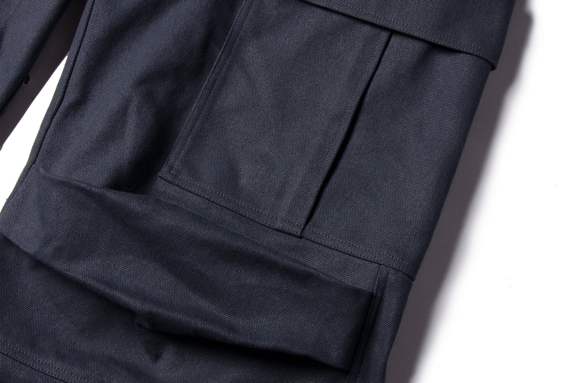 RELABEL Multi-Pocket Oversized Workwear Cargo Pants Dark Gray