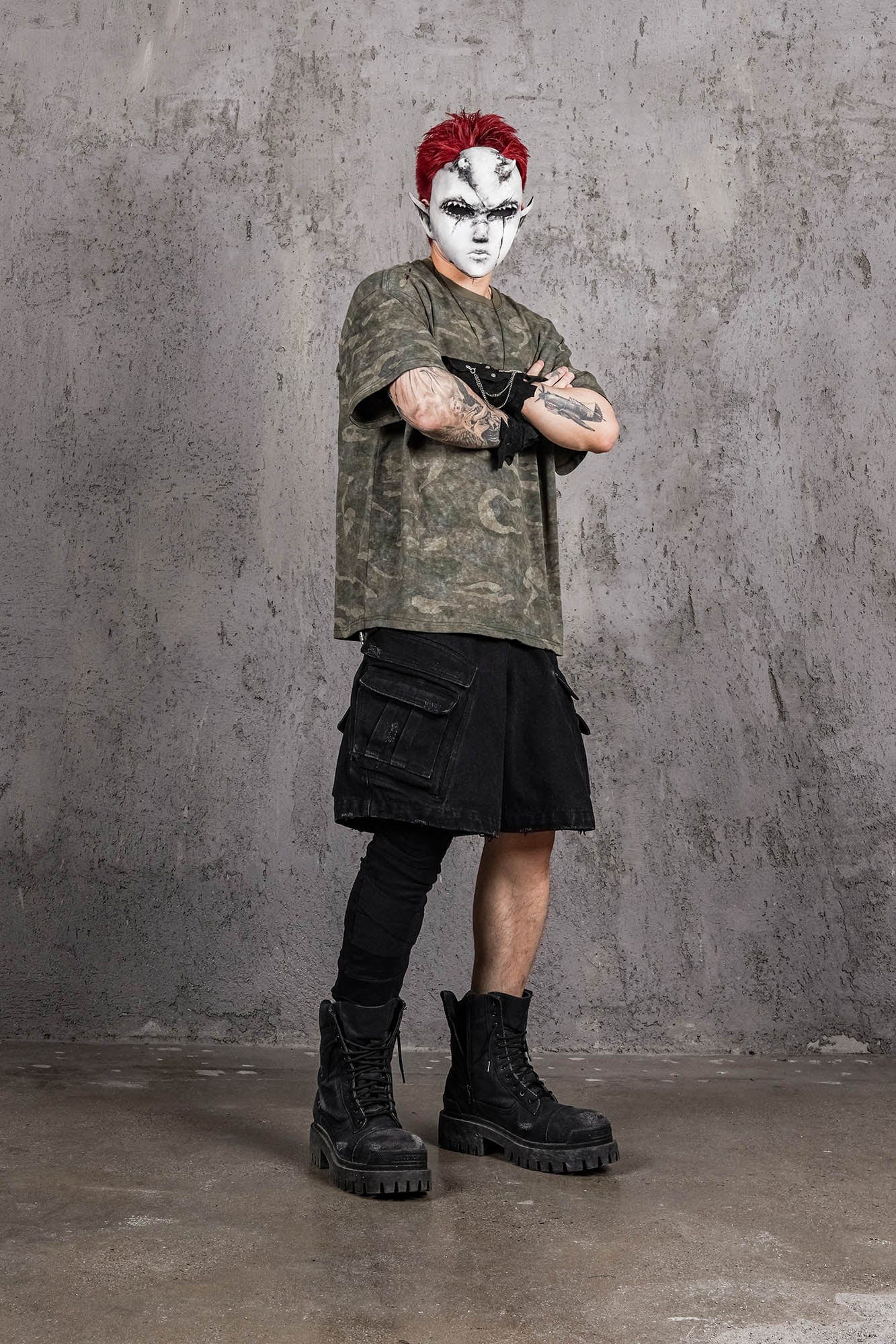 UNDERWATER Distressed Camo Oversized T-Shirt
