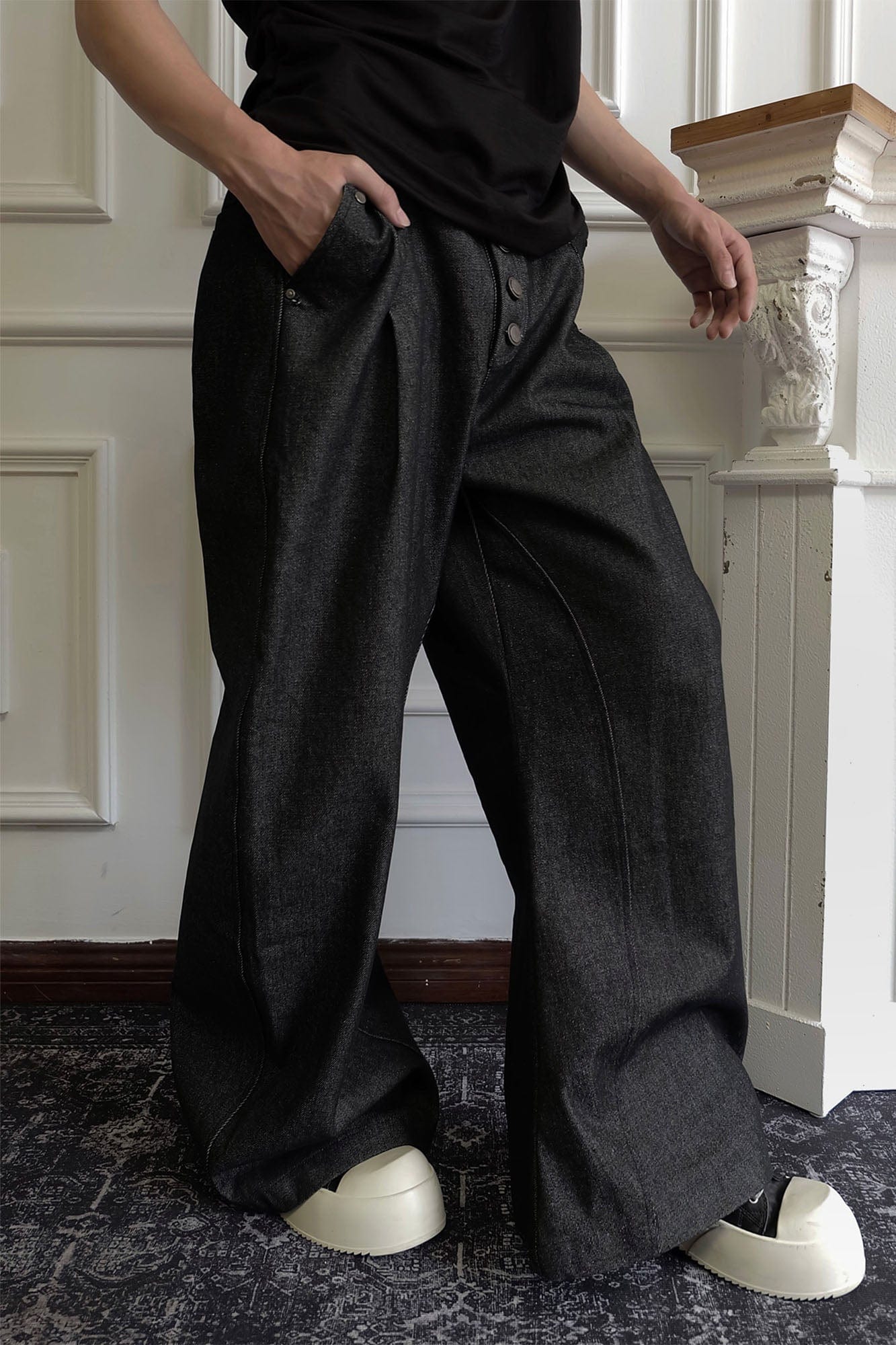 SSIN7 Spliced Button-Up Oversized Raw Jeans