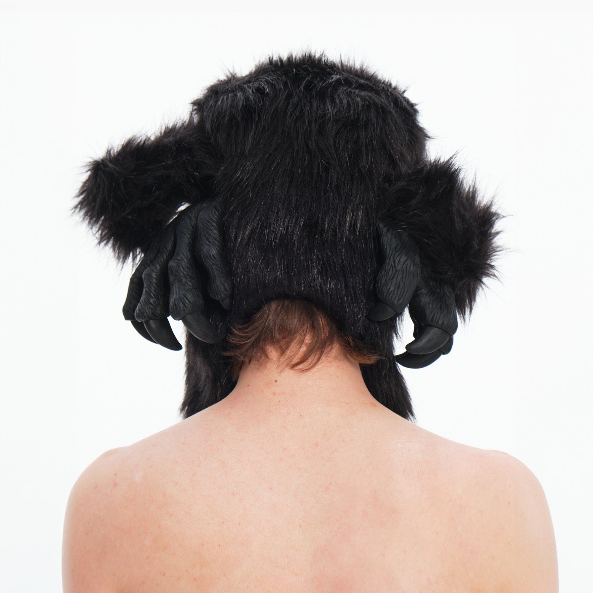 EMBRYO Fuzzy Bone Claw Faux Fur Hat