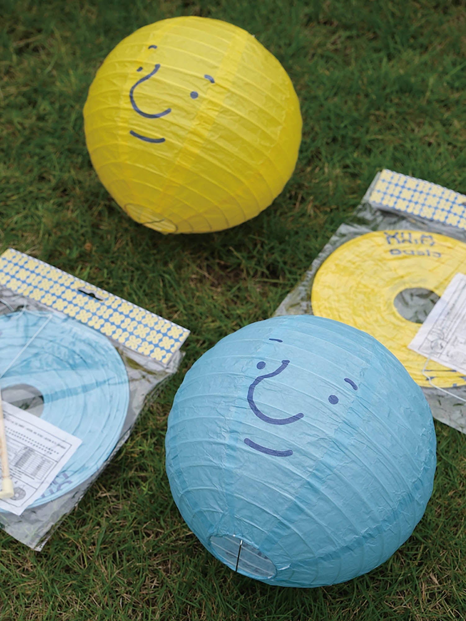 ONADAILYBASIS Smiley Paper Lantern Set