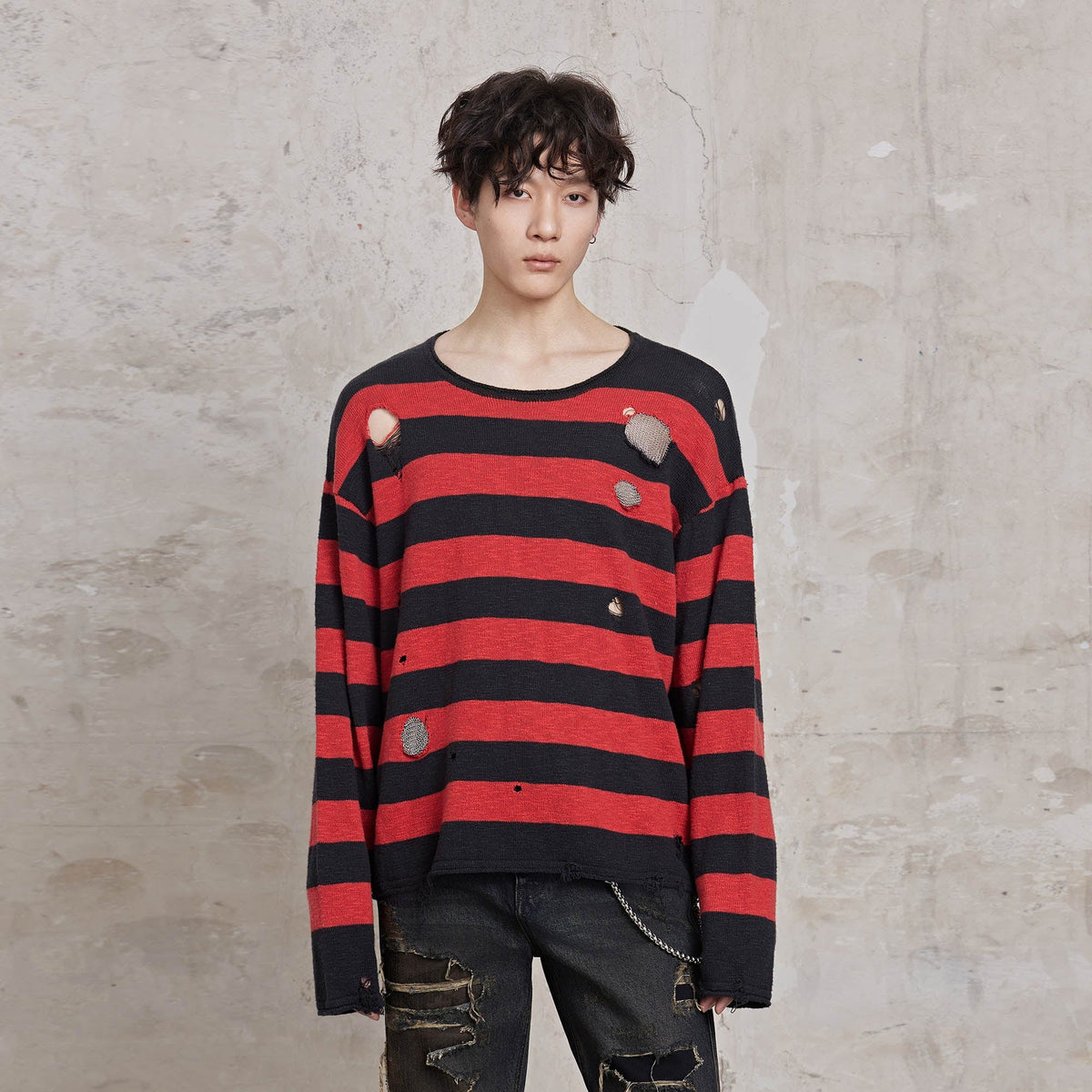 FACEONLAB Stripe Distressed Frayed Crewneck Sweater