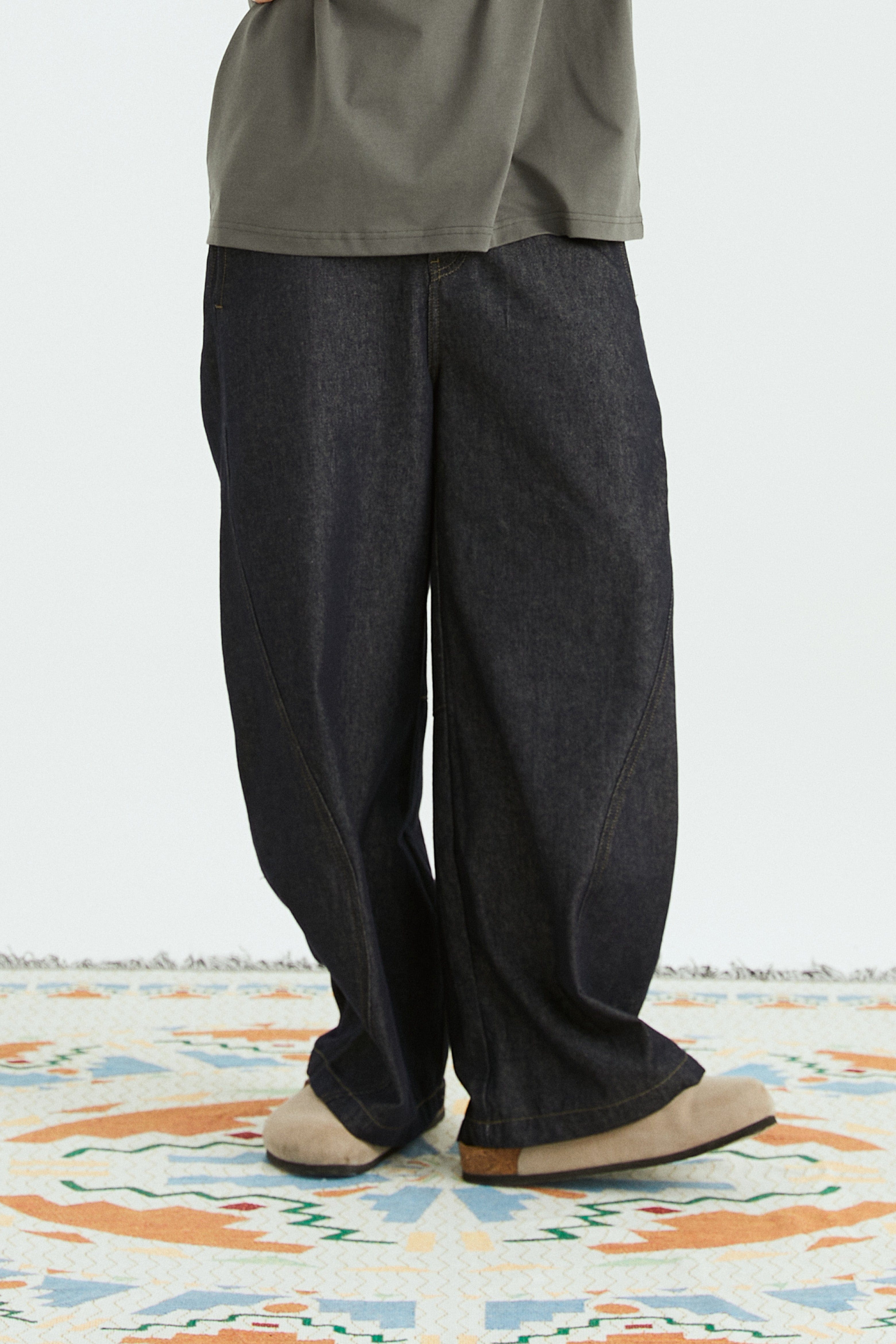 ONADAILYBASIS Essential Curved Paneled Raw Jeans