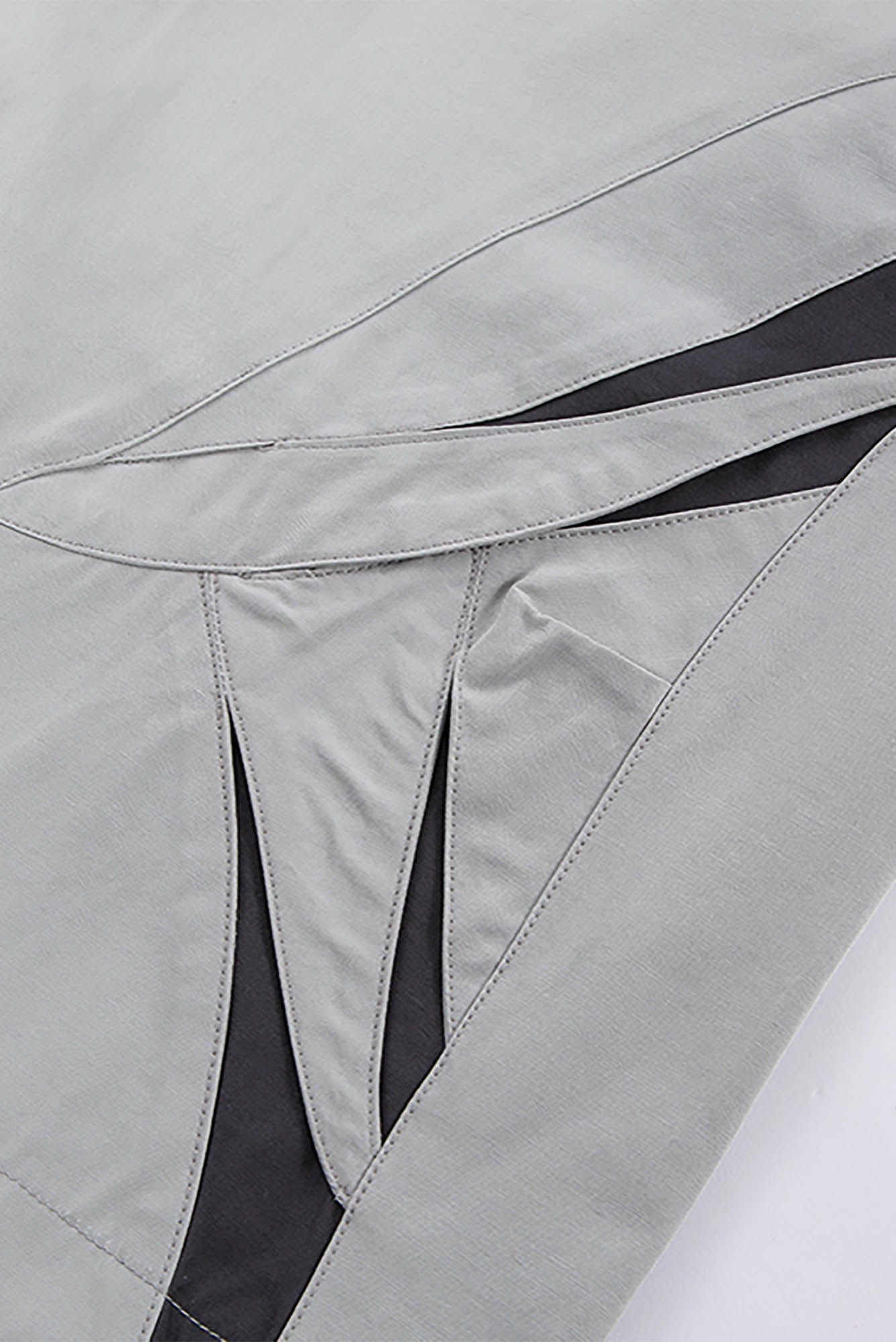 F2CE Contrast Panel Cut-Out Knee Shorts