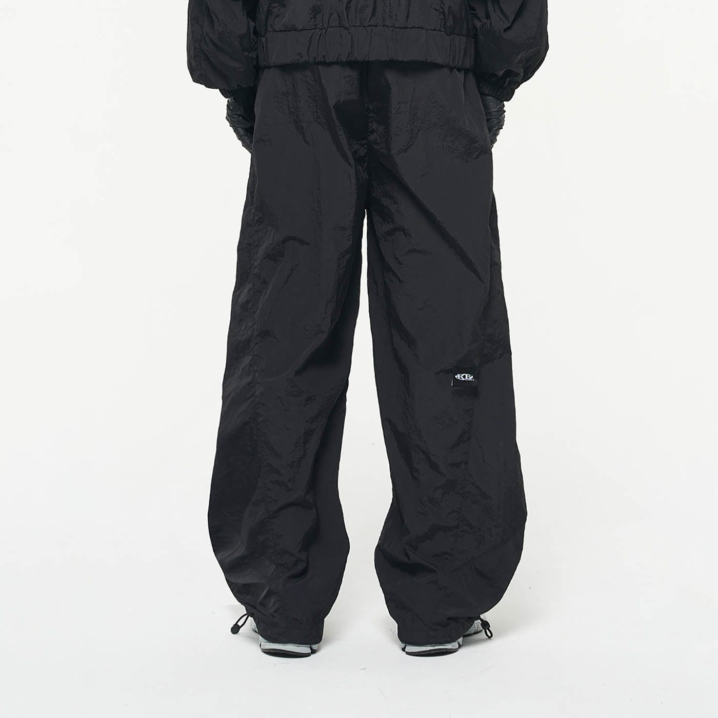 RELABEL Drawstring Pleated Wide-Leg Pants