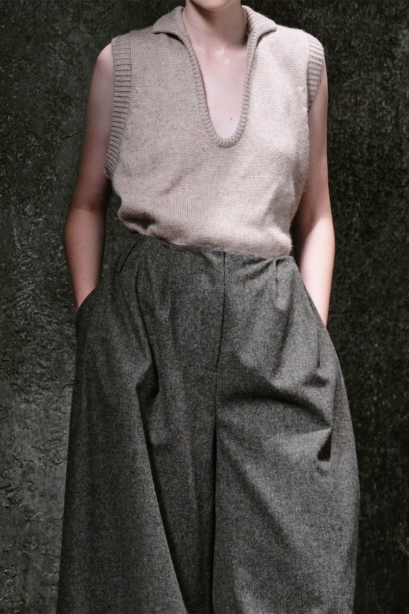 ILNya Nieternite Nifutur Crinkled Wool-Blend Voluminous Trousers