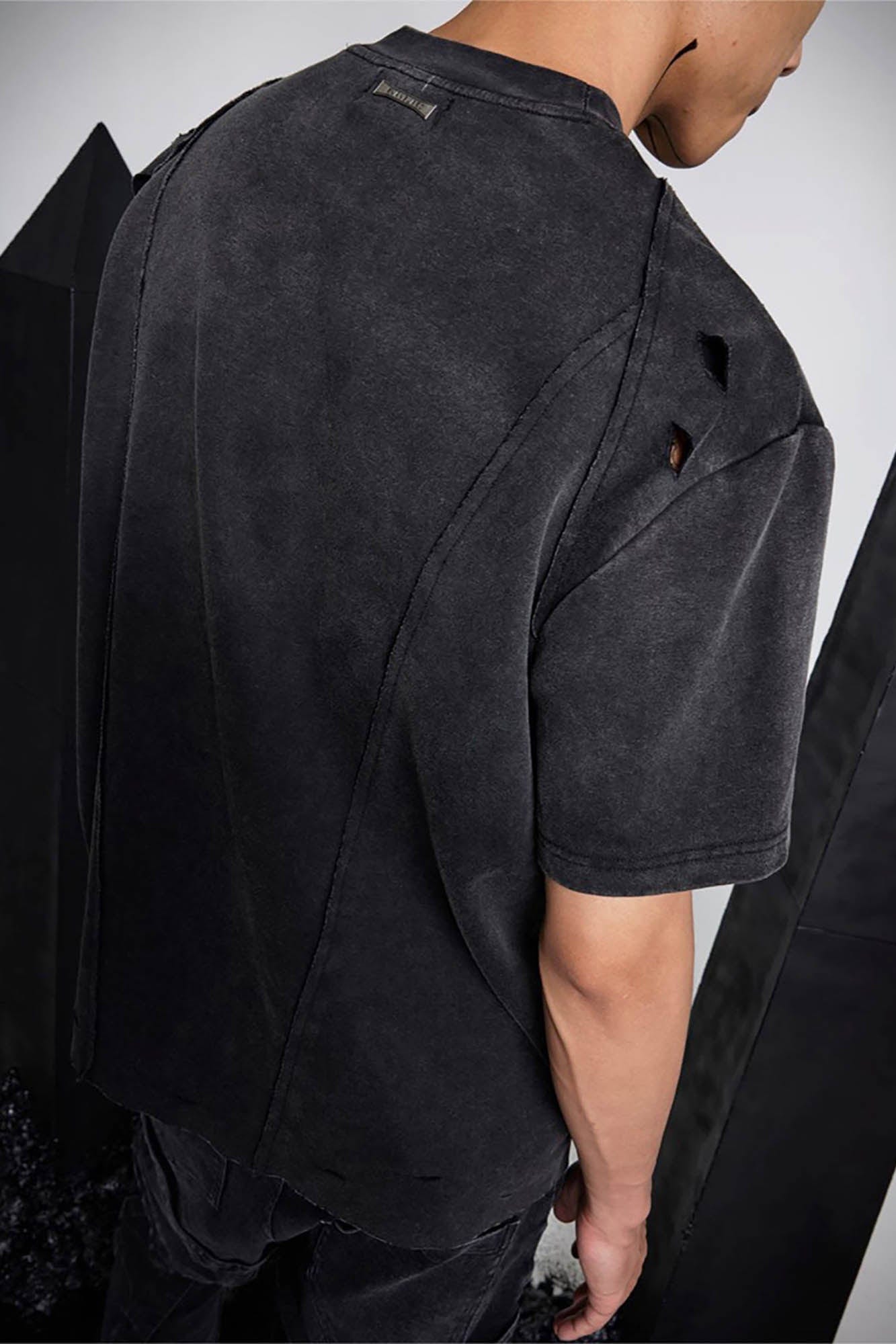 SSIN7 Distressed Scar Spliced T-Shirt