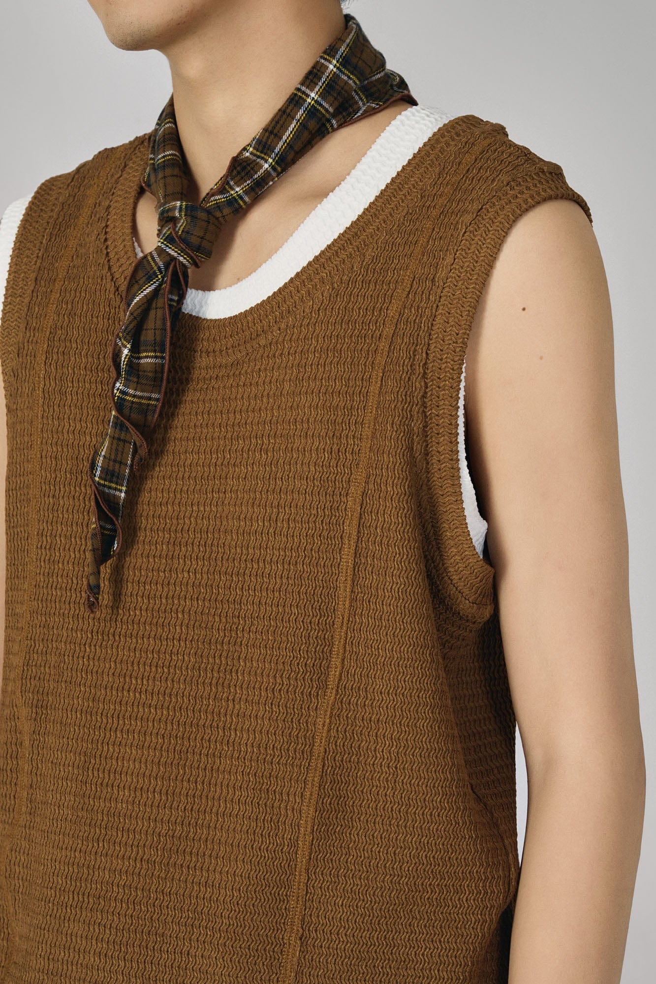 GONGHE REPUB Wavy Ribbed Vest