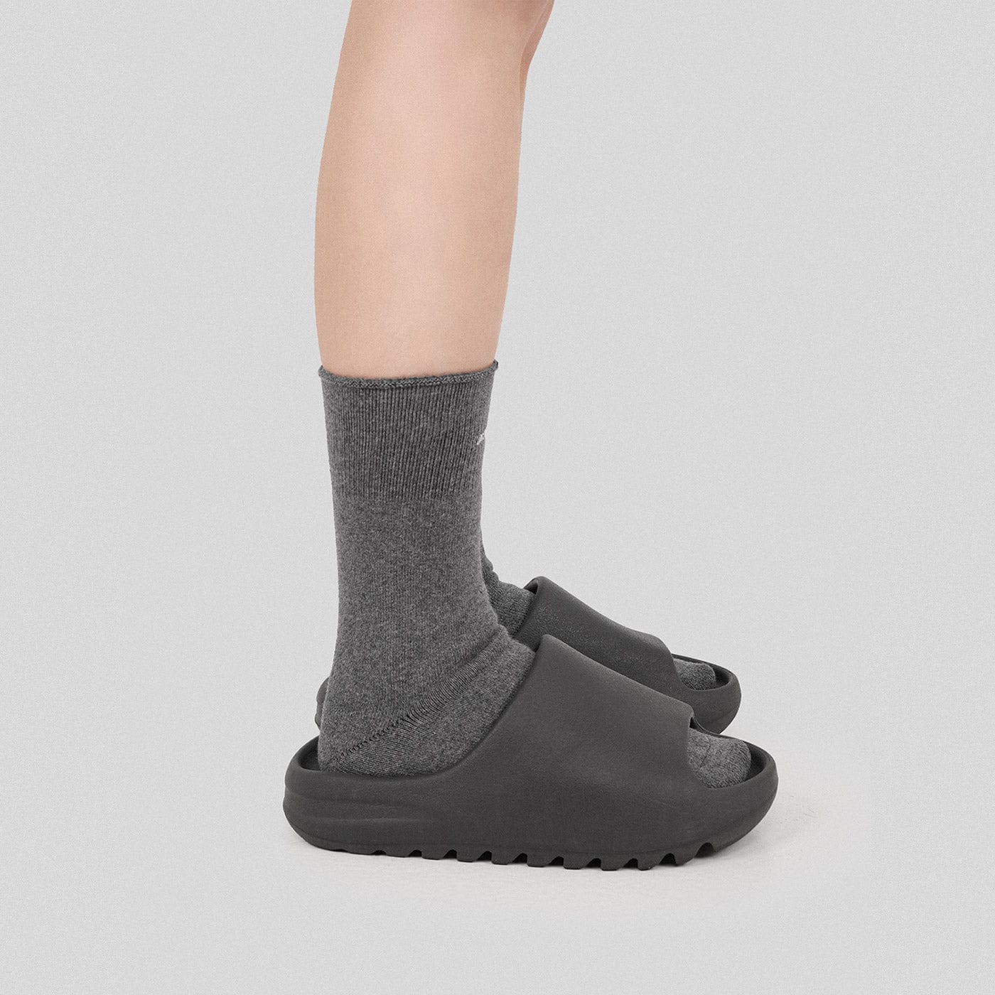 UNDERWATER Embroidered Socks Grey