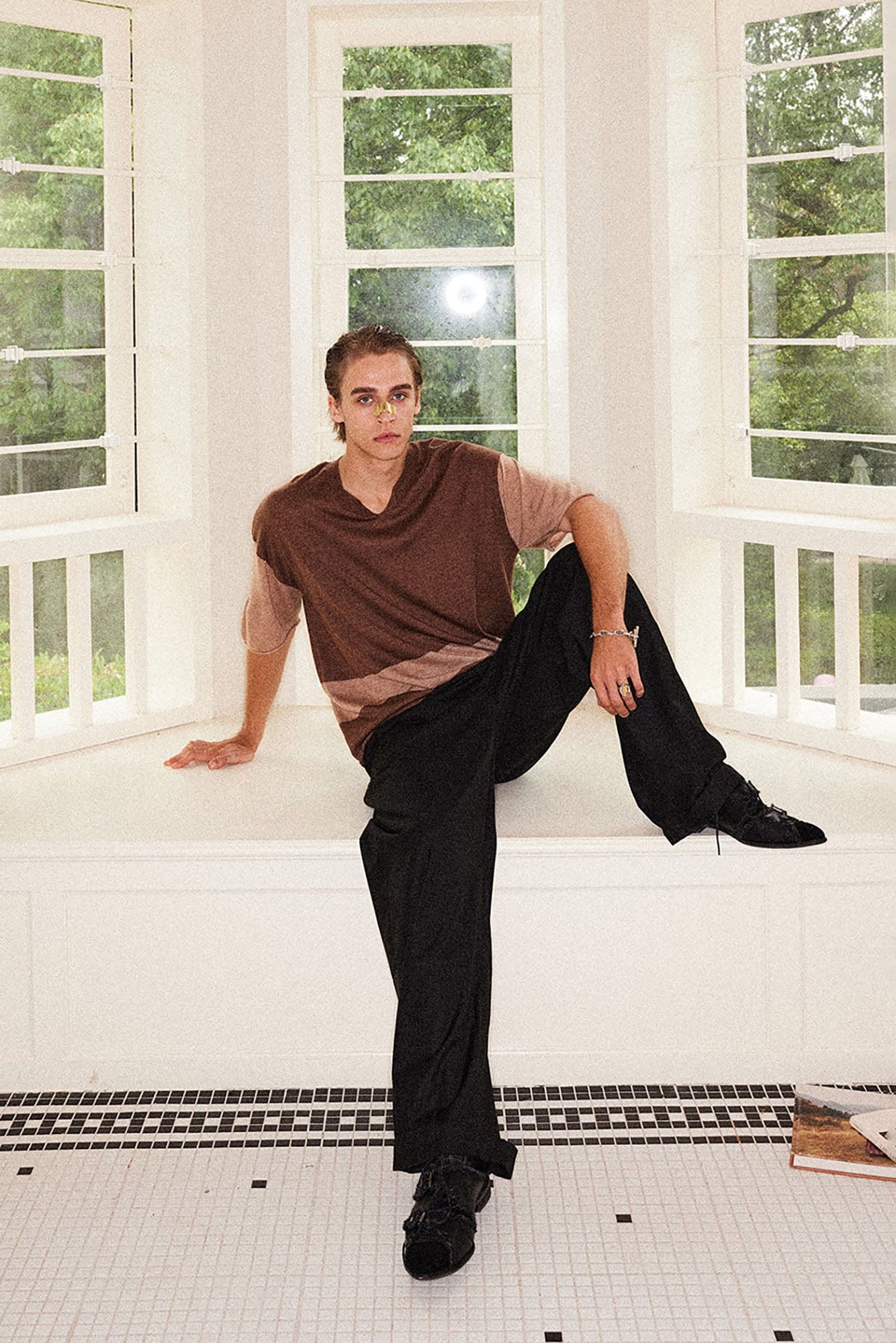 RICHILL Contrast Wool-Blended V-Neck T-Shirt