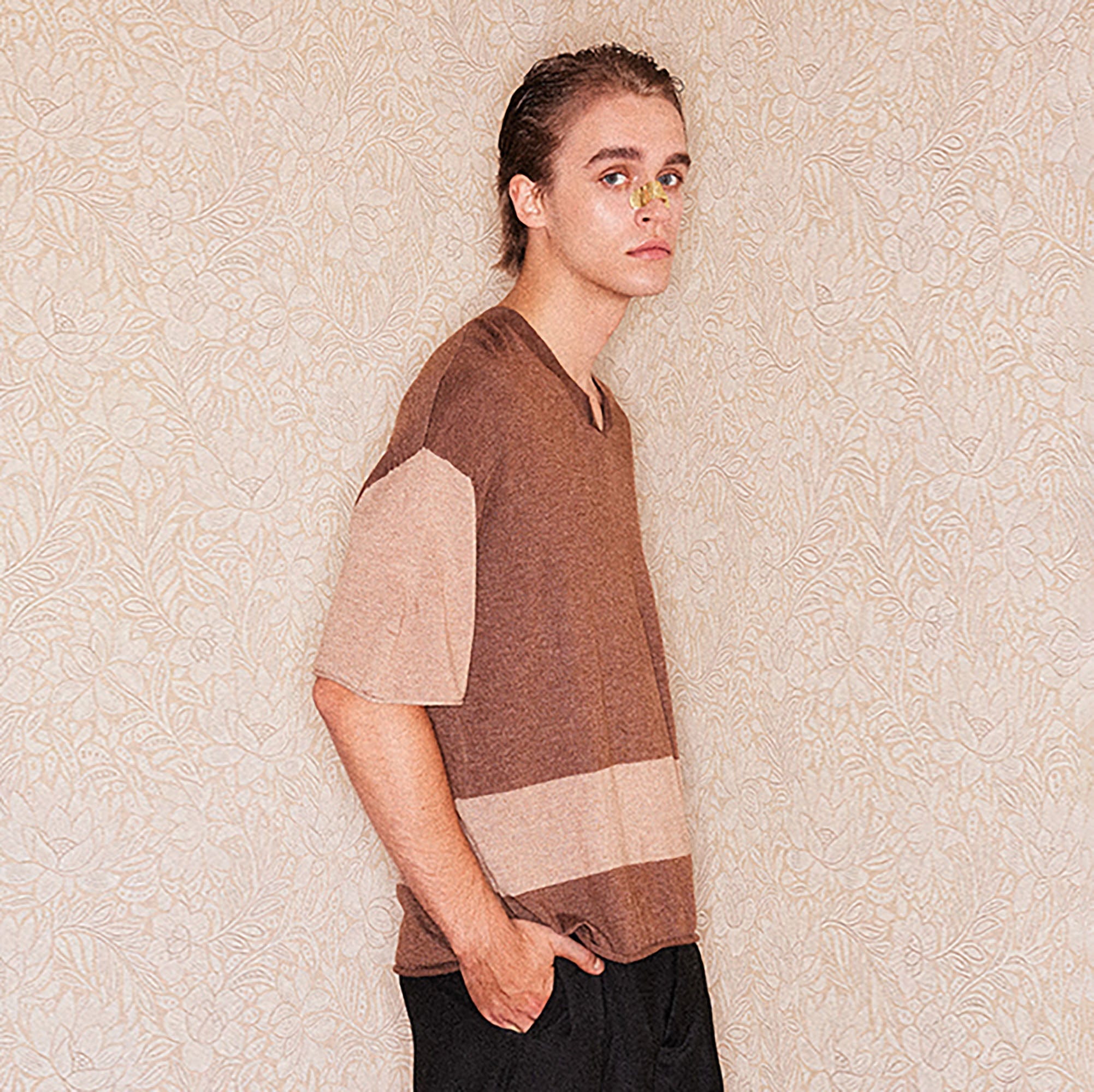 RICHILL Contrast Wool-Blended V-Neck T-Shirt