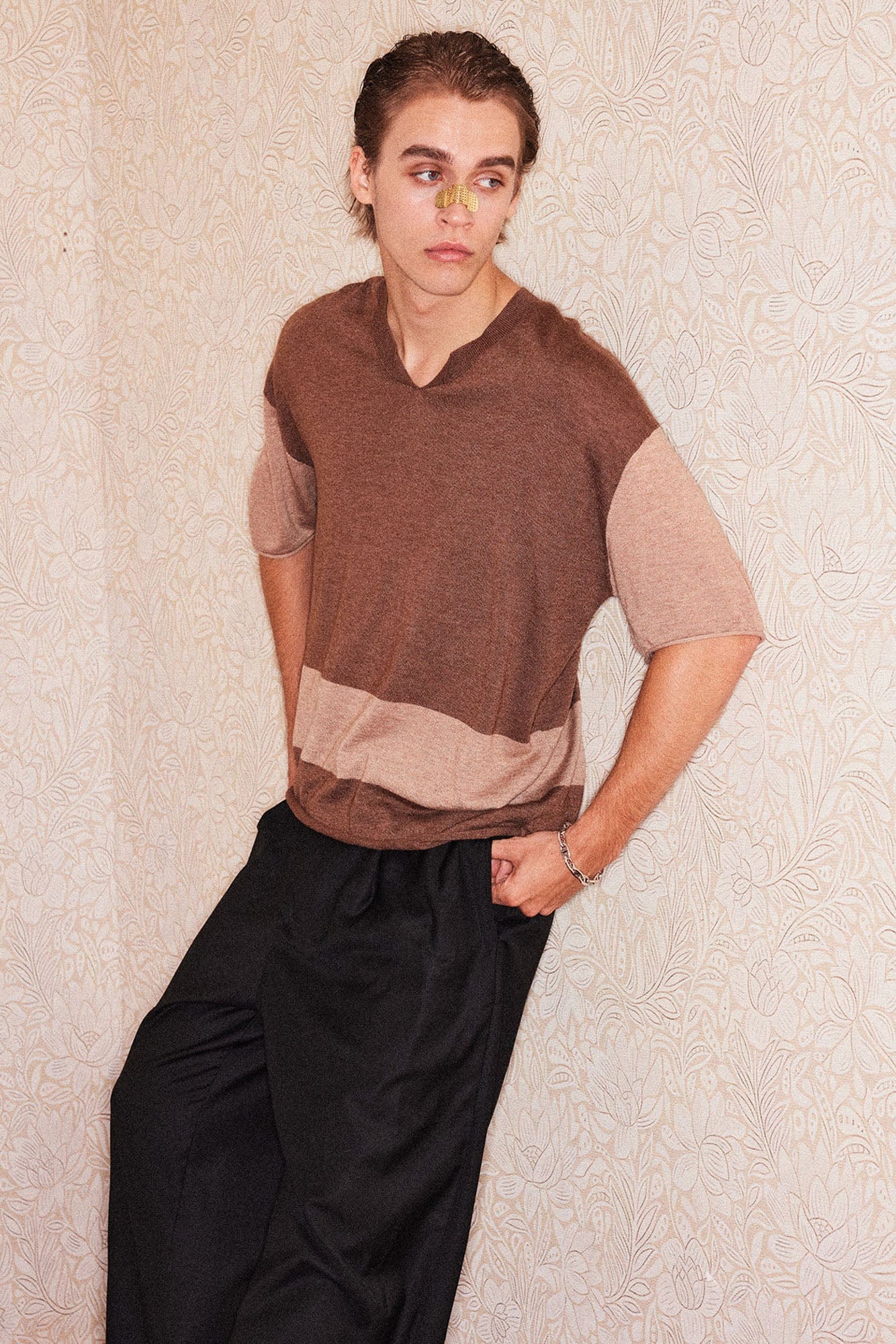 RICHILL Contrast Wool-Blended V-Neck T-Shirt