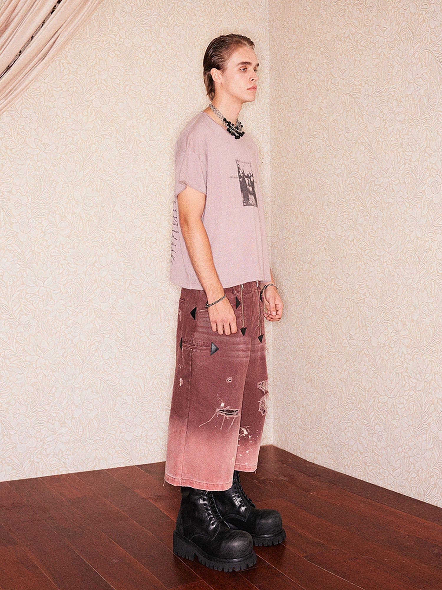 RICHILL Cat and Mouse Graphic Frayed Sleeve T-Shirt