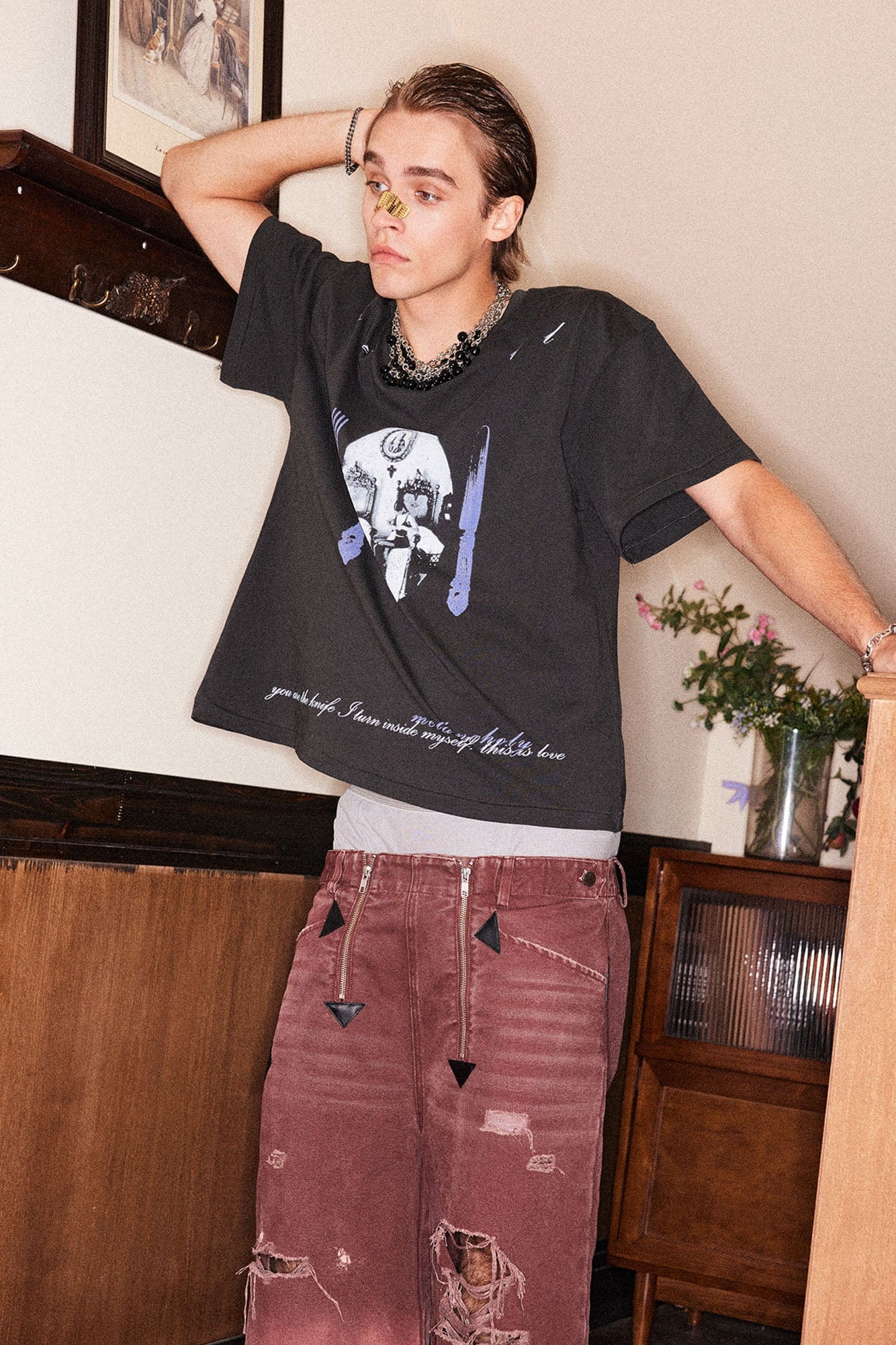 RICHILL Gothic Cutlery Rose Cross Graphic T-Shirt