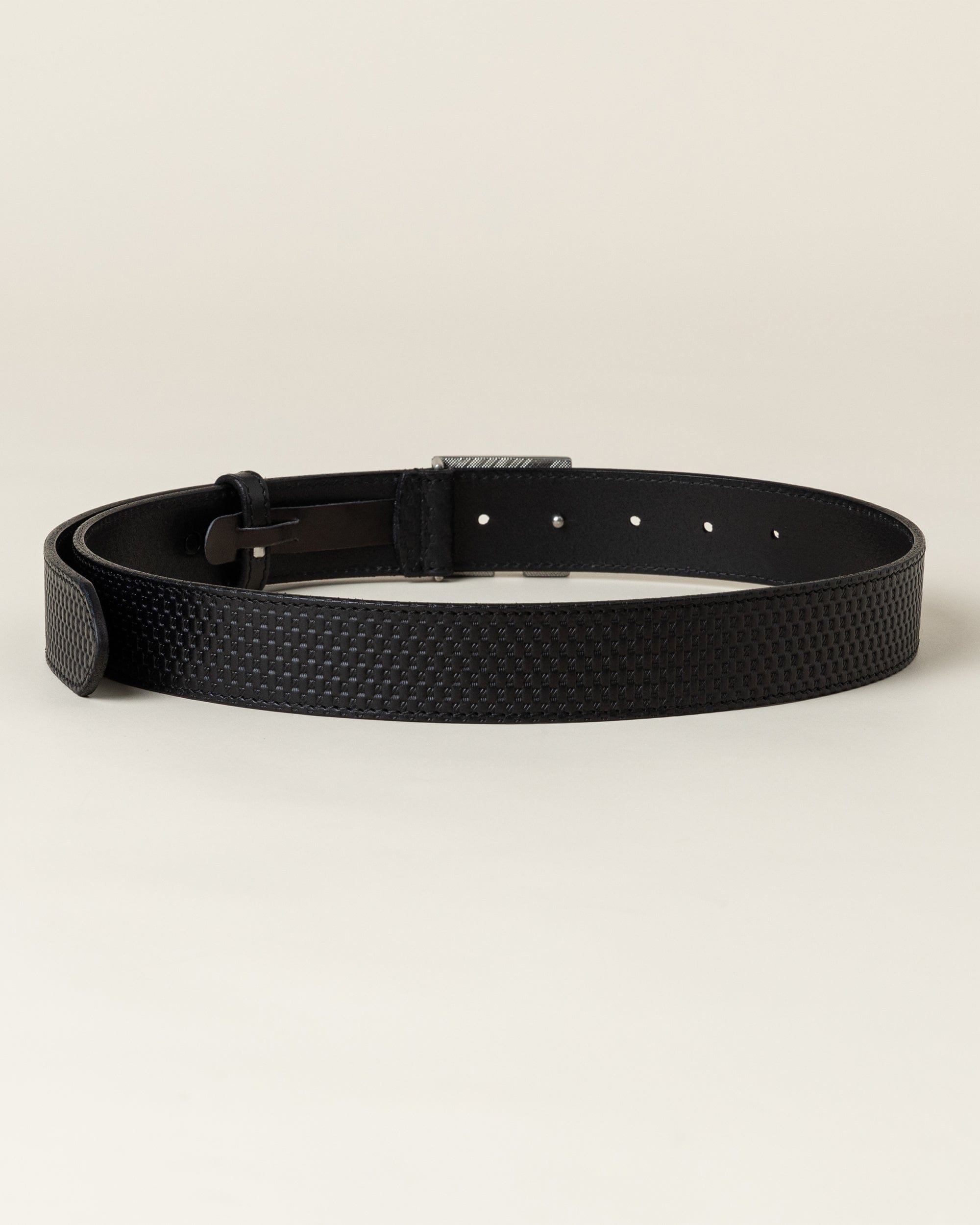 OPICLOTH Classic Embossed Leather Belt