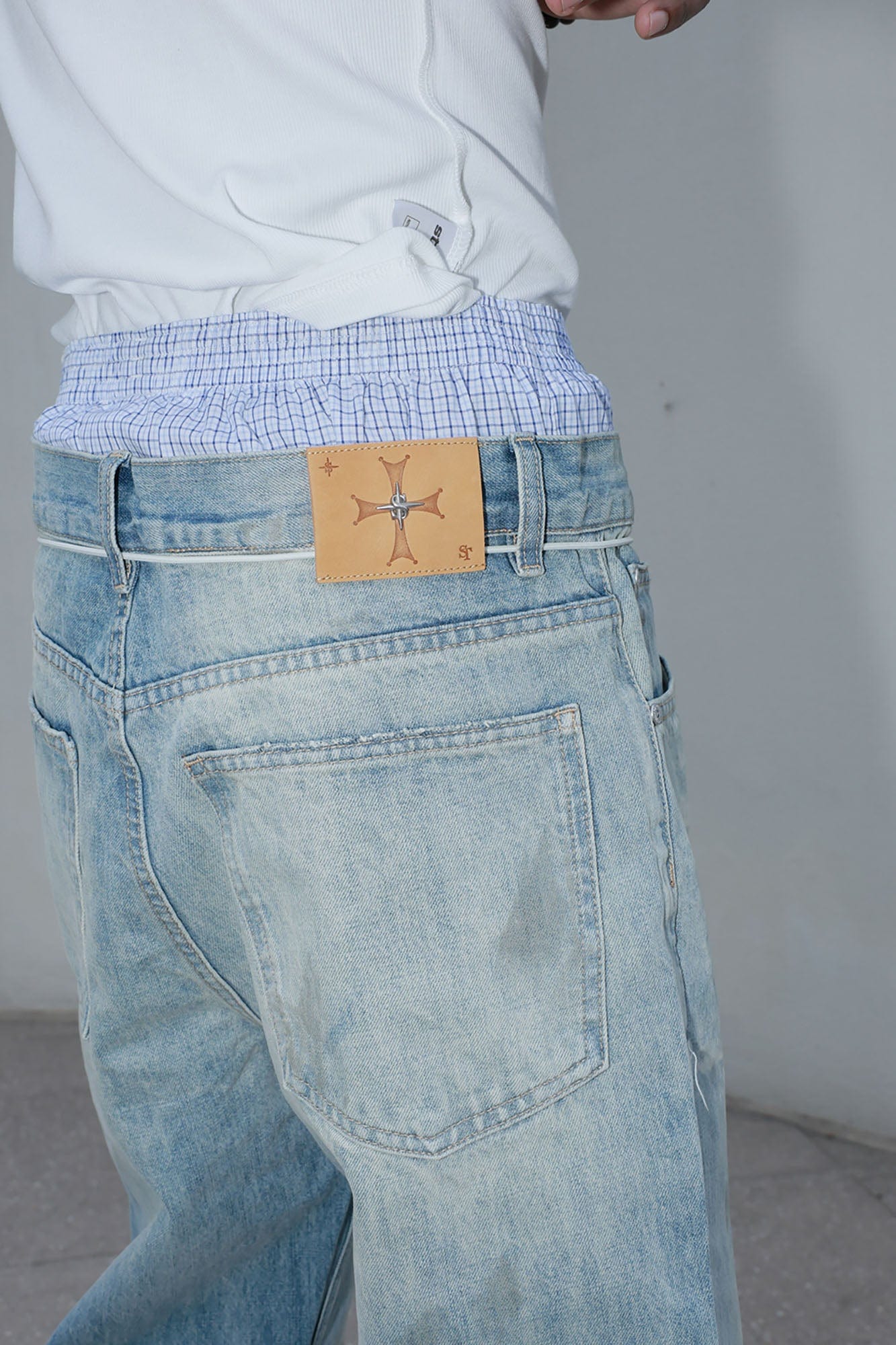 STEEPC Dirty Fit Distressed Flared Jeans