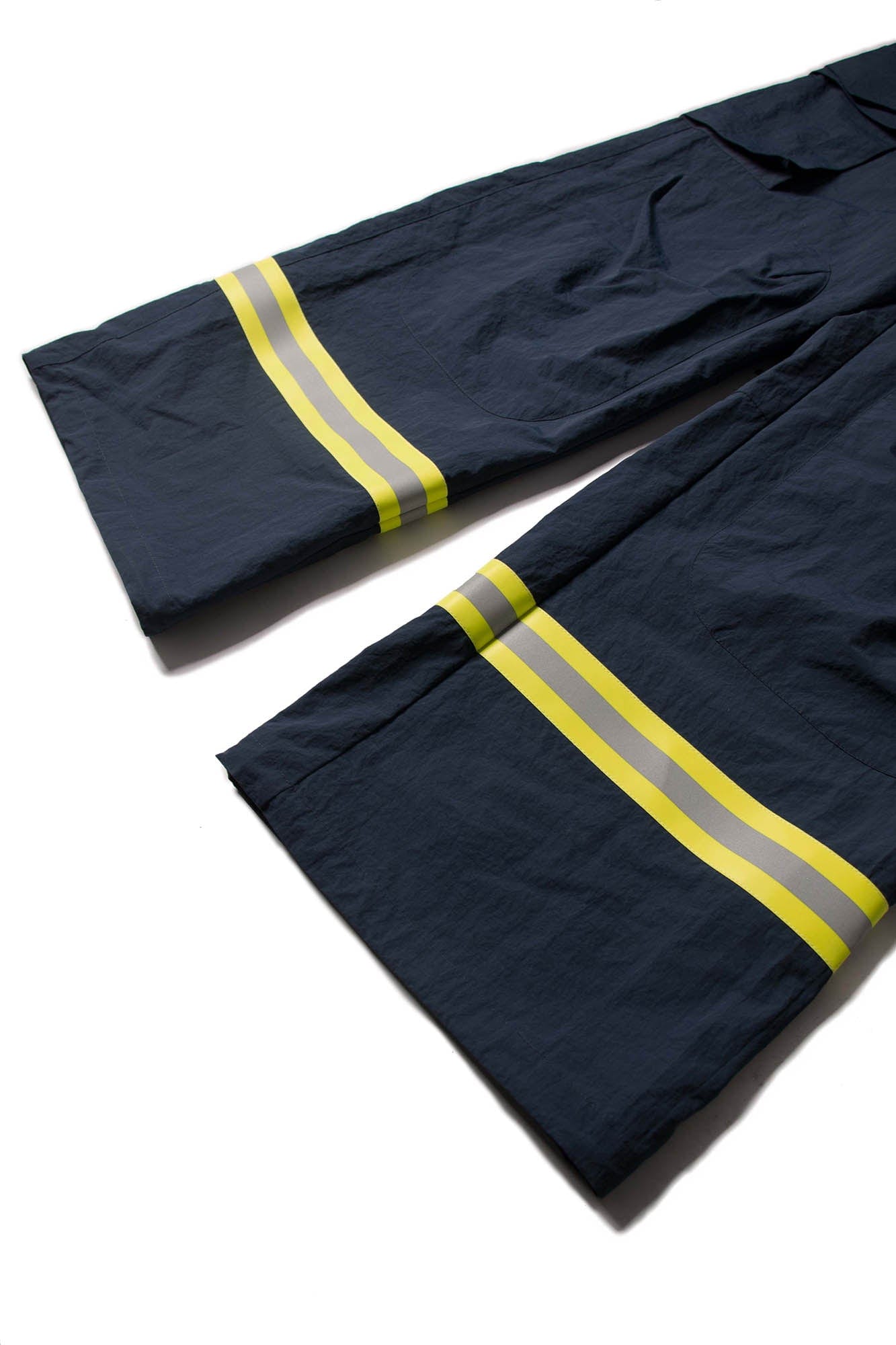 RELABEL Reflective Wide-Leg Firefighter Cargo