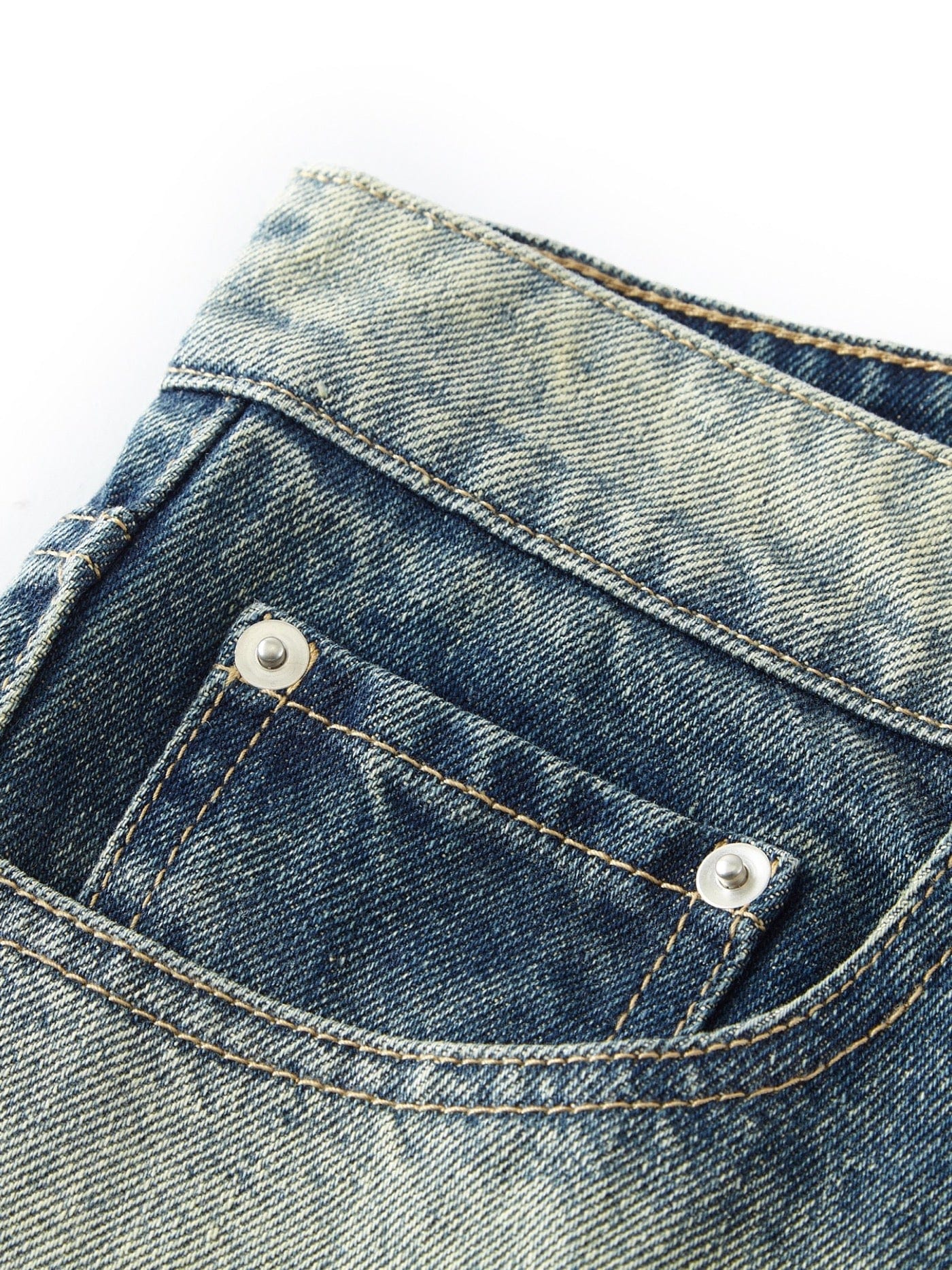 BONELESS Gradient Washed Straight Jeans
