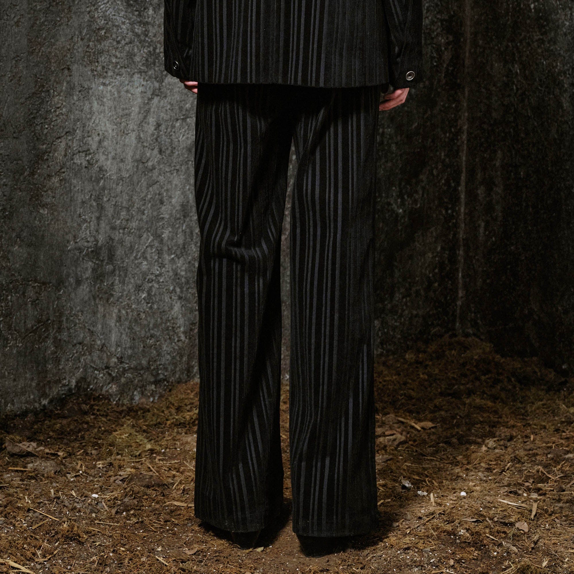 ILNya Nieternite Nifutur Corduroy Stripe Straight-Leg Trousers