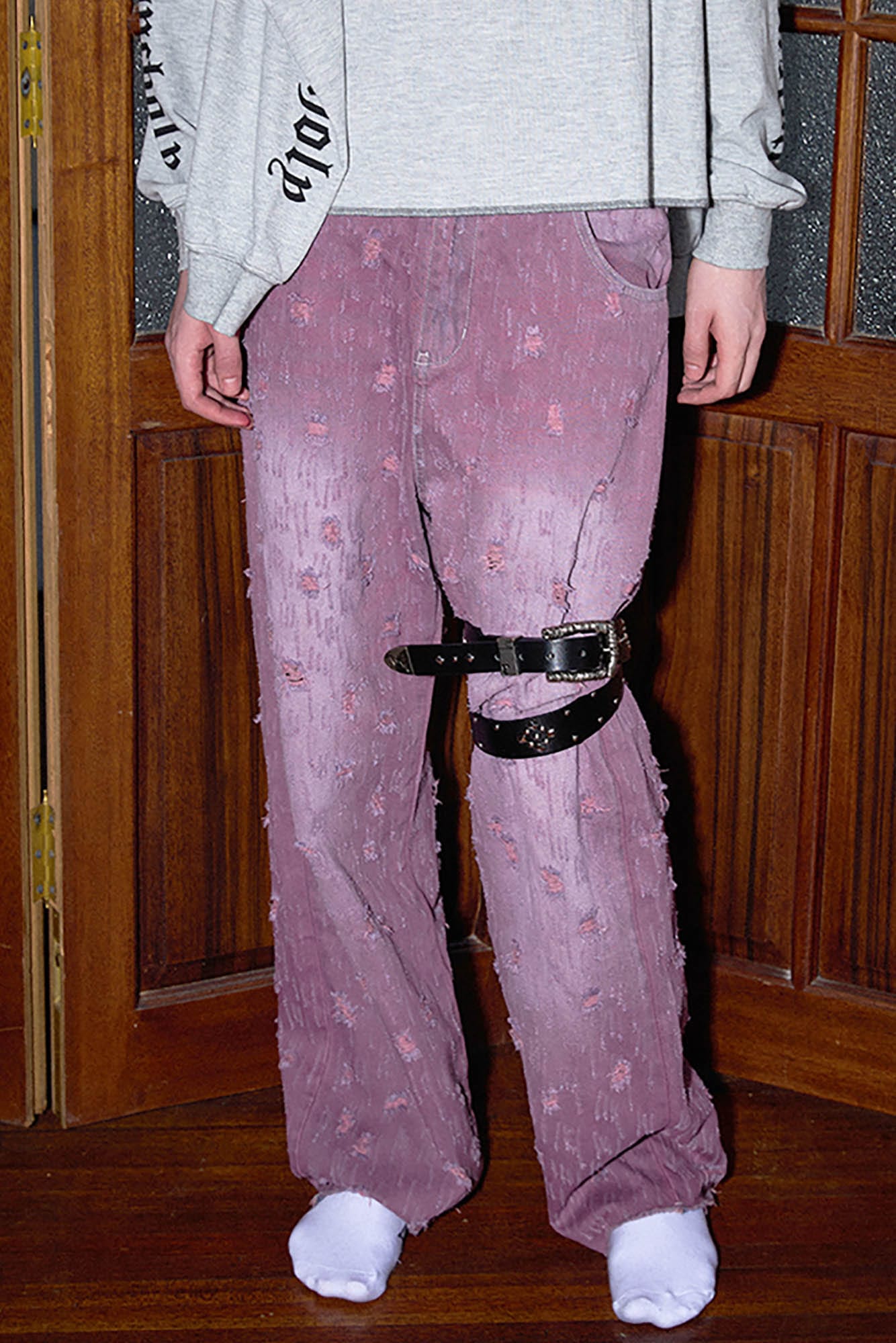 RICHILL Distressed Scratch Straight-Leg Jeans