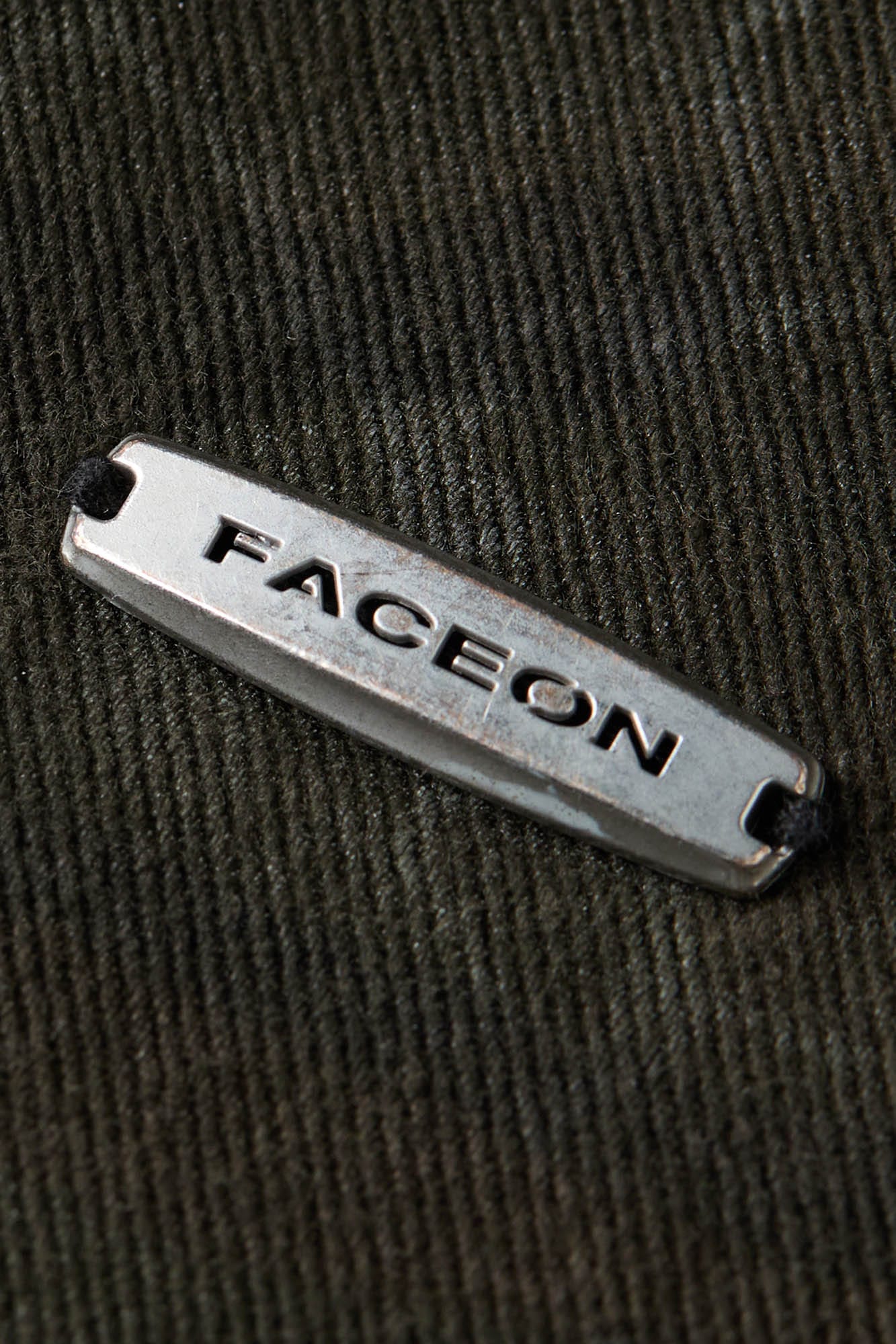FACEONLAB Ripped Cracked Straight-Leg Pant