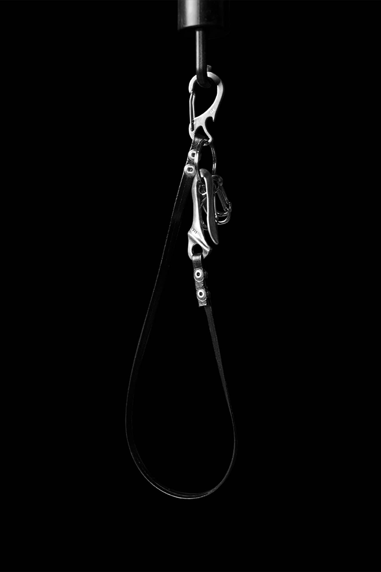 RELABEL Multi-Hook Leather Keychain Lanyard