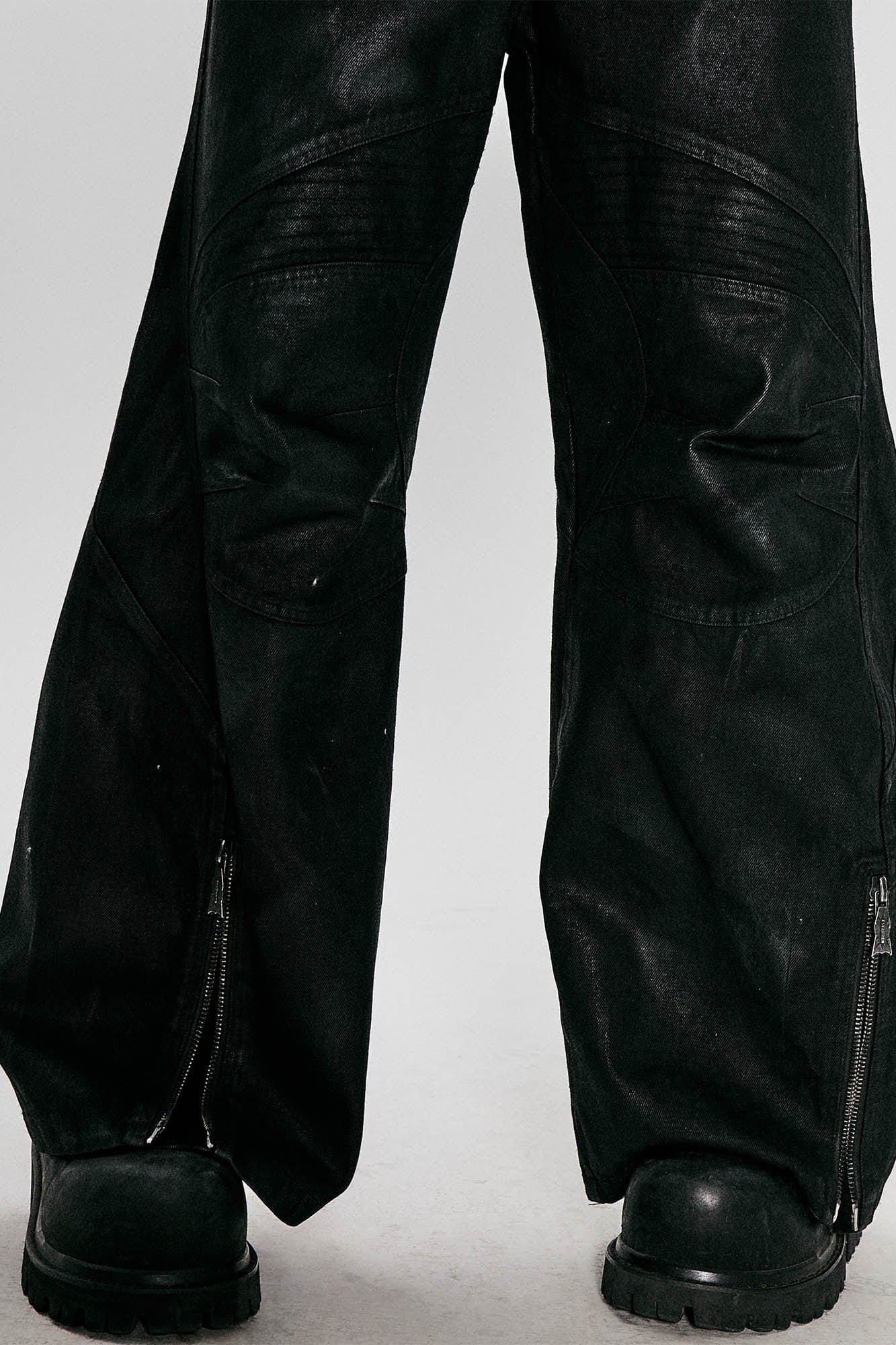 FLYERRER Waxed Deconstructed-Knee Zip-Hem Flared Pants