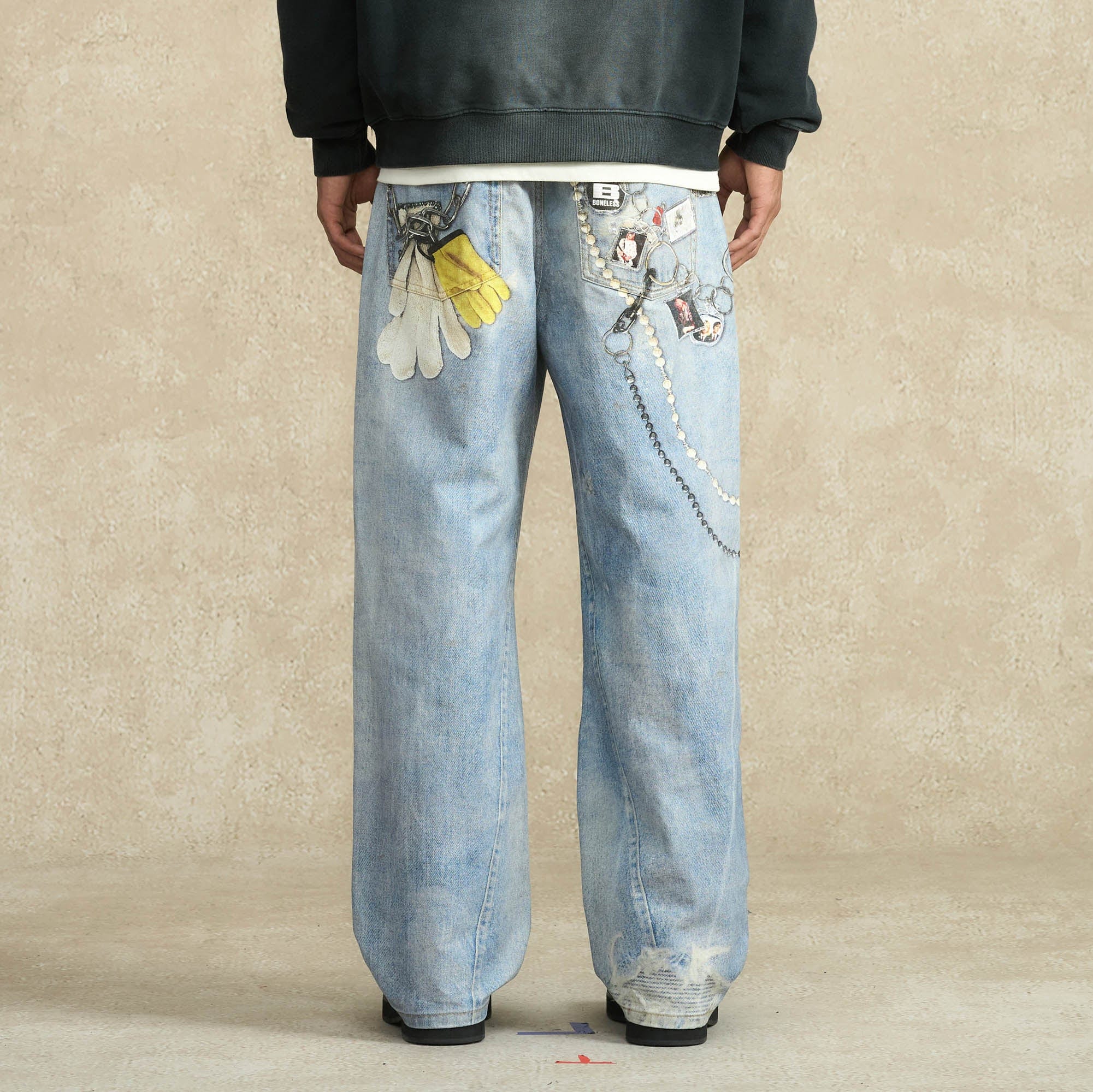 BONELESS Retro Chain Graphic Washed Jeans