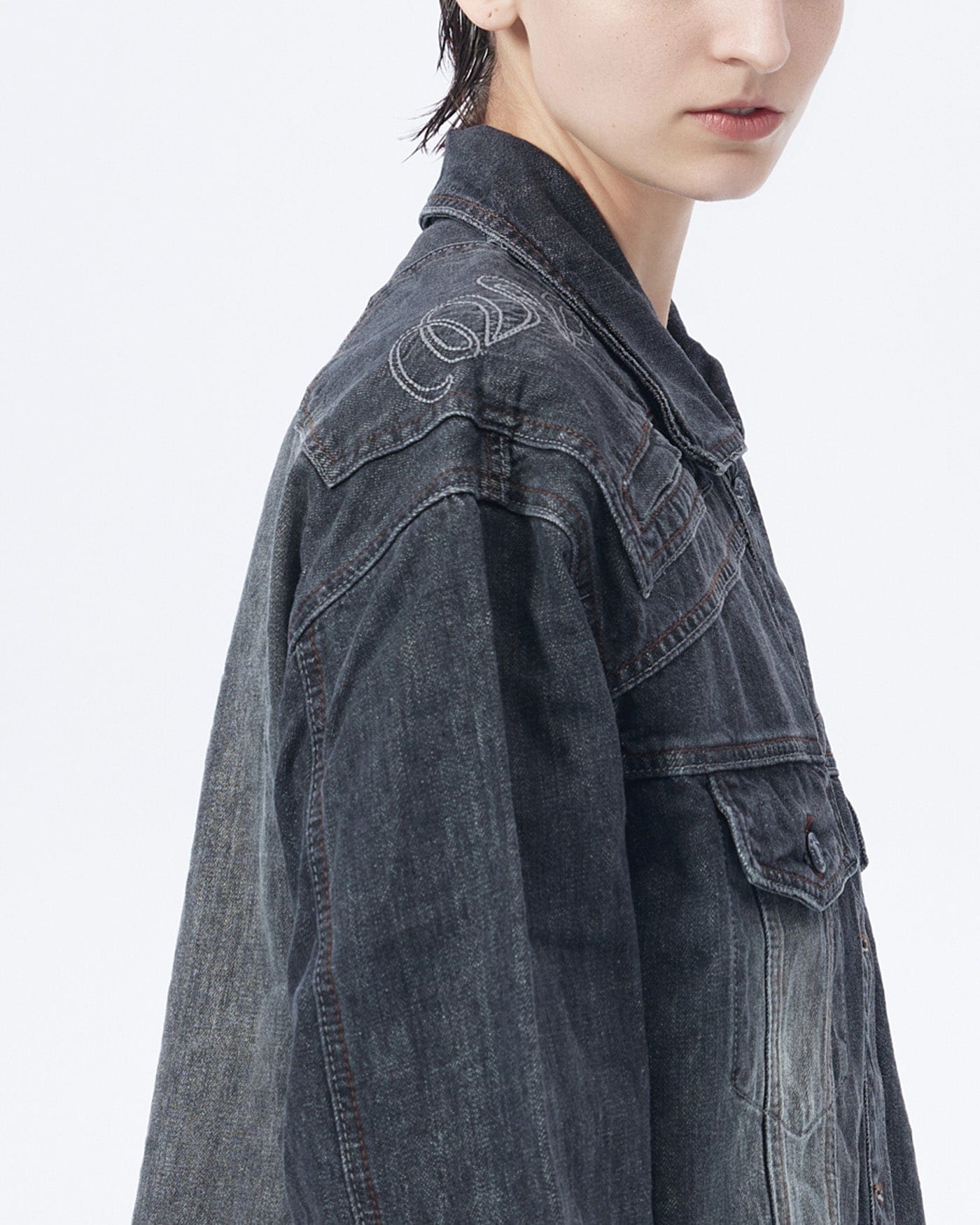 ARTIFICIAL WORLD Deconstructed Faded Denim Jacket
