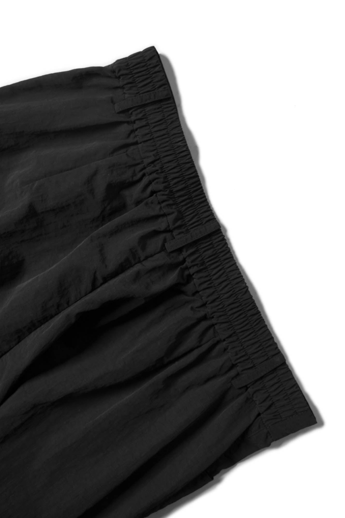 RELABEL Flared Multi-Zip Cargo Pants