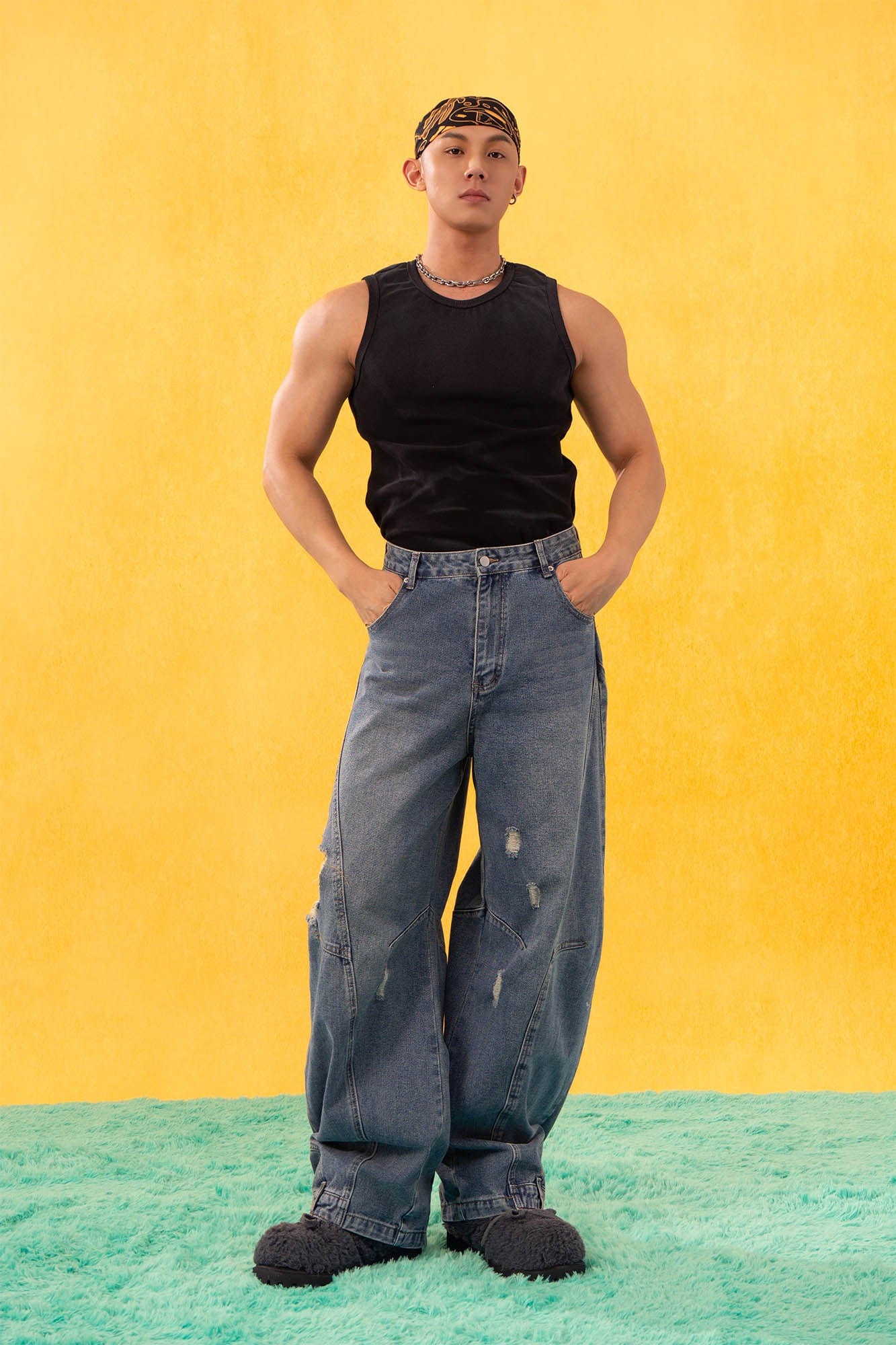 CLP Inverted-Waist Hem Paneled Distressed Jeans