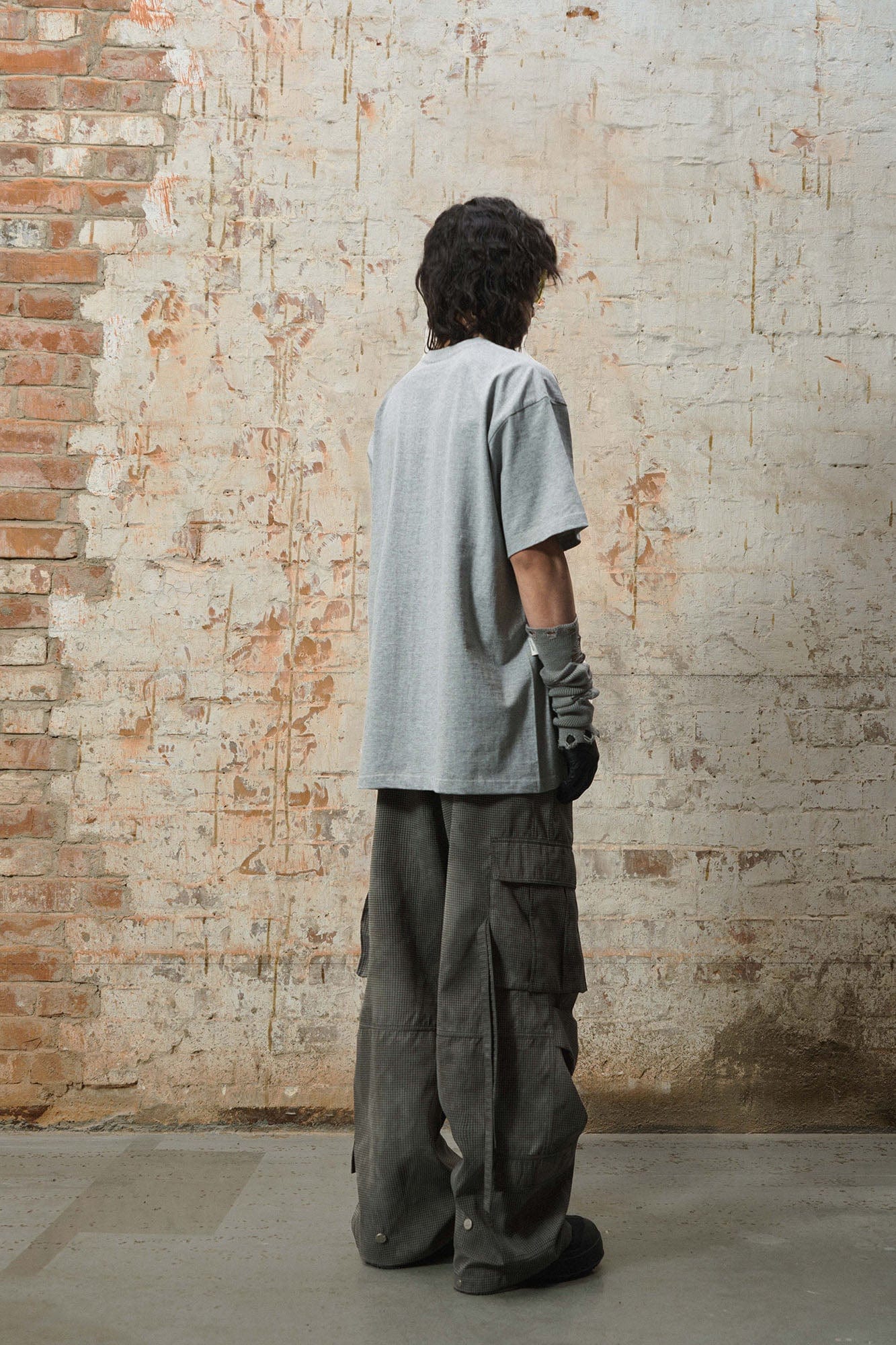 RELABEL Mini Checker Multi-Pocket Strap Pleated Cargo Pants Dark Gray