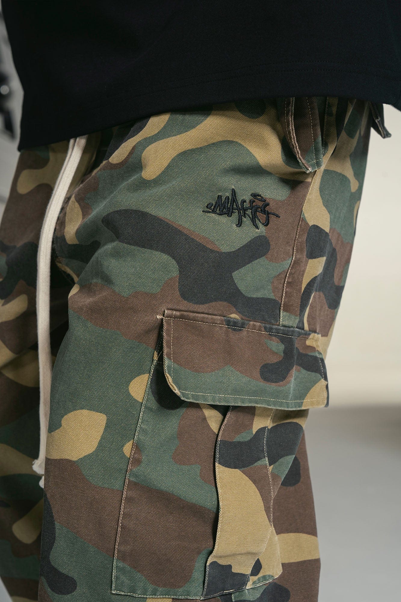 MAKEMORE Camo Drawstring Cargo Sweatpants