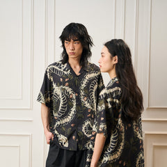 EPIC POETRY Floral Serpent Skeleton Half Shirt