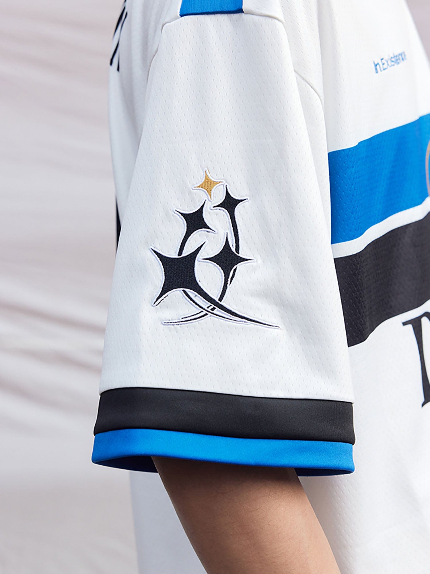 IN EXISTENCE NO.21 Contrast Graphic Sports T-Shirt