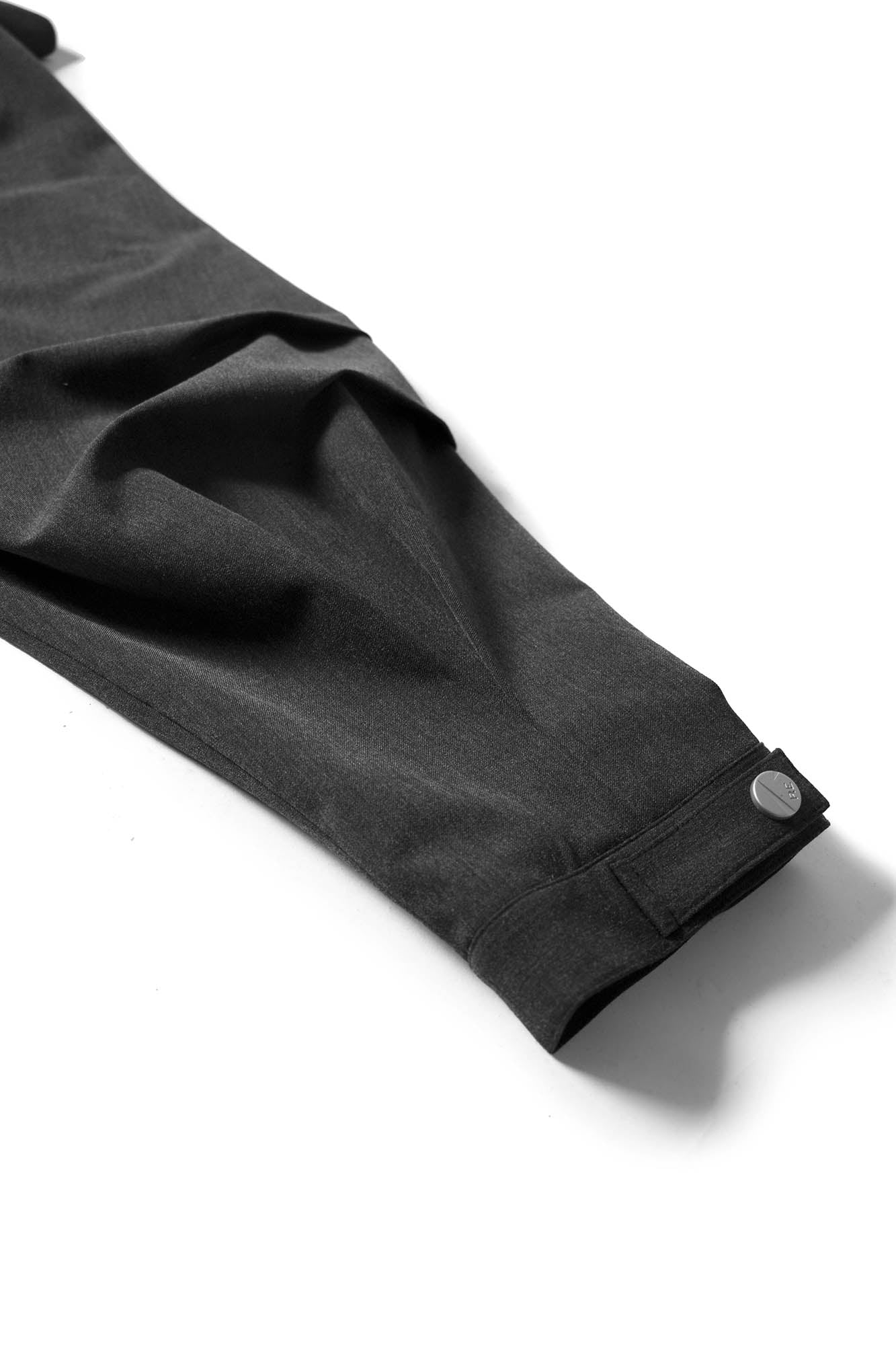 RELABEL The Relief Essential Crinkled Turtleneck Jacket