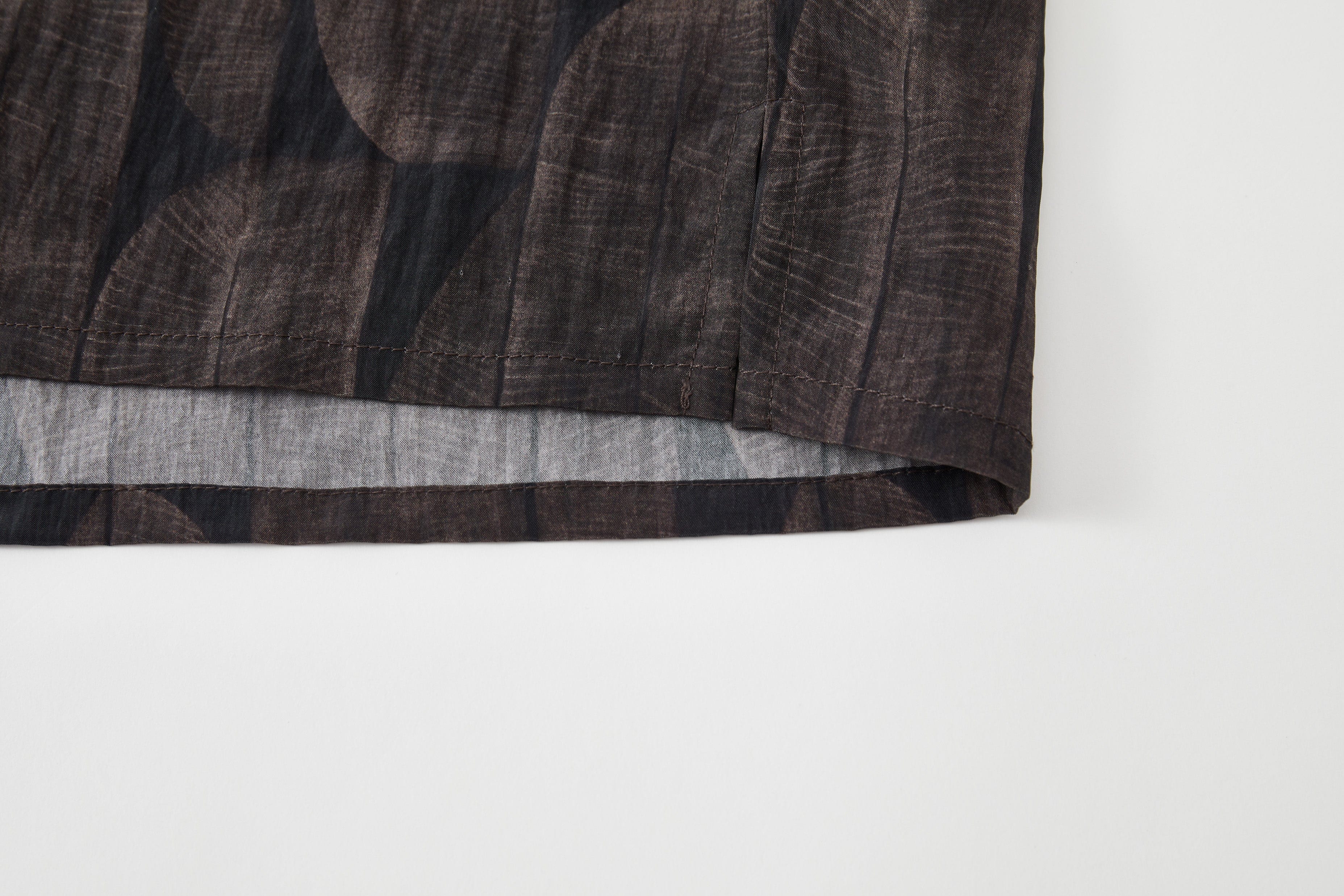 OPICLOTH Retro Textured Leaf Full-Print Half Shirt