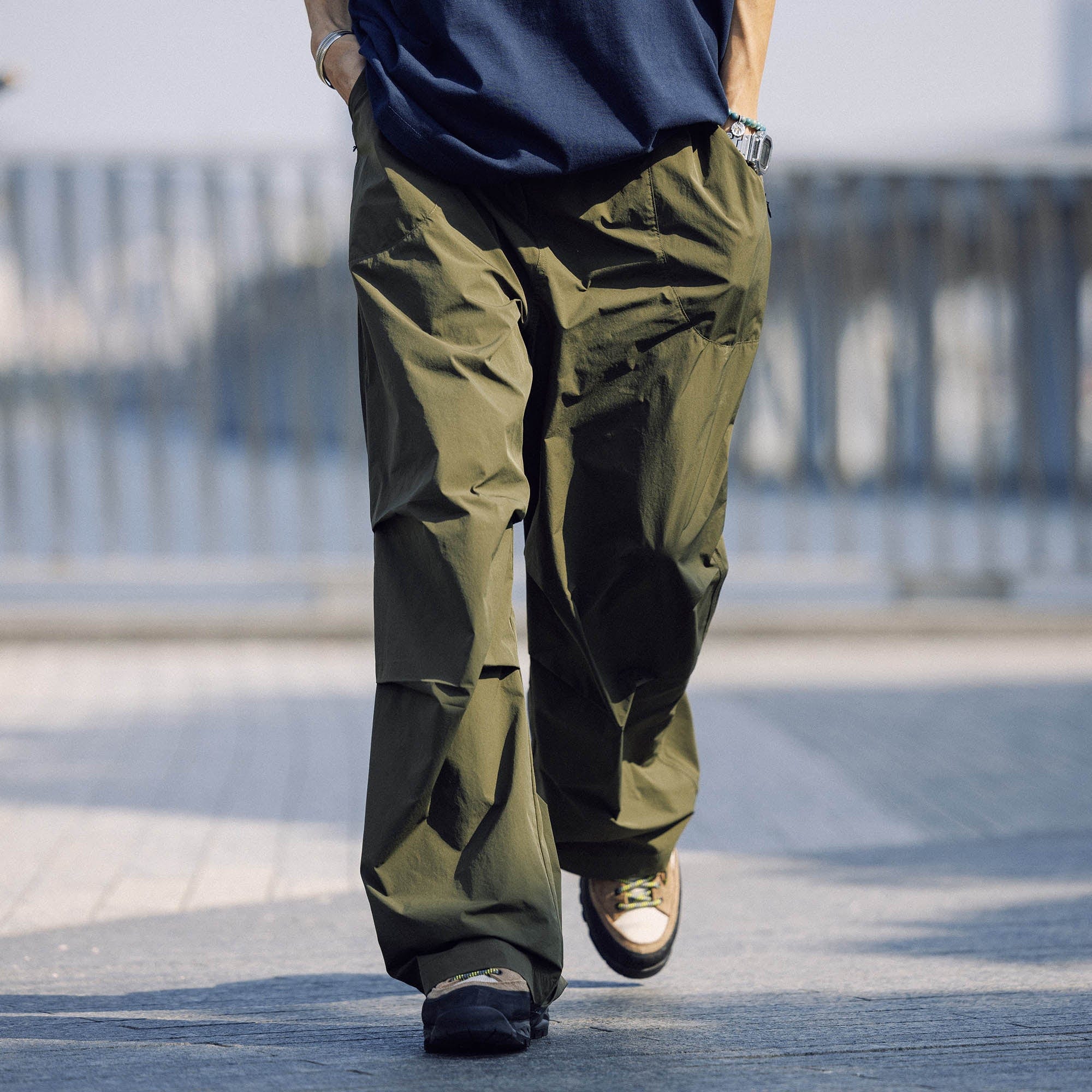 BANANA CLUB Quick-Dry Drawstring Crinkled Parachute Pants