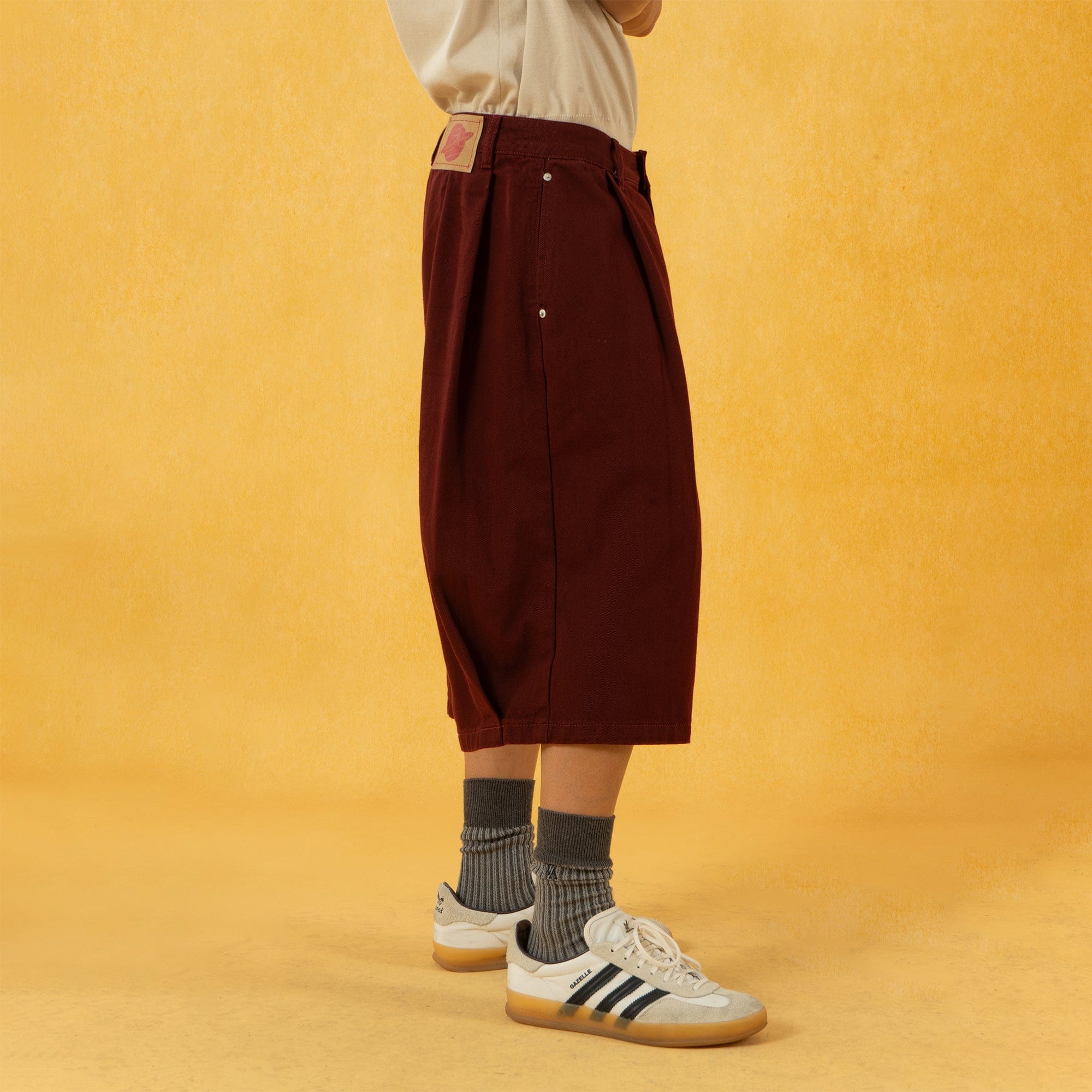 CLP Classic Rivet Pleated Oversized Shorts