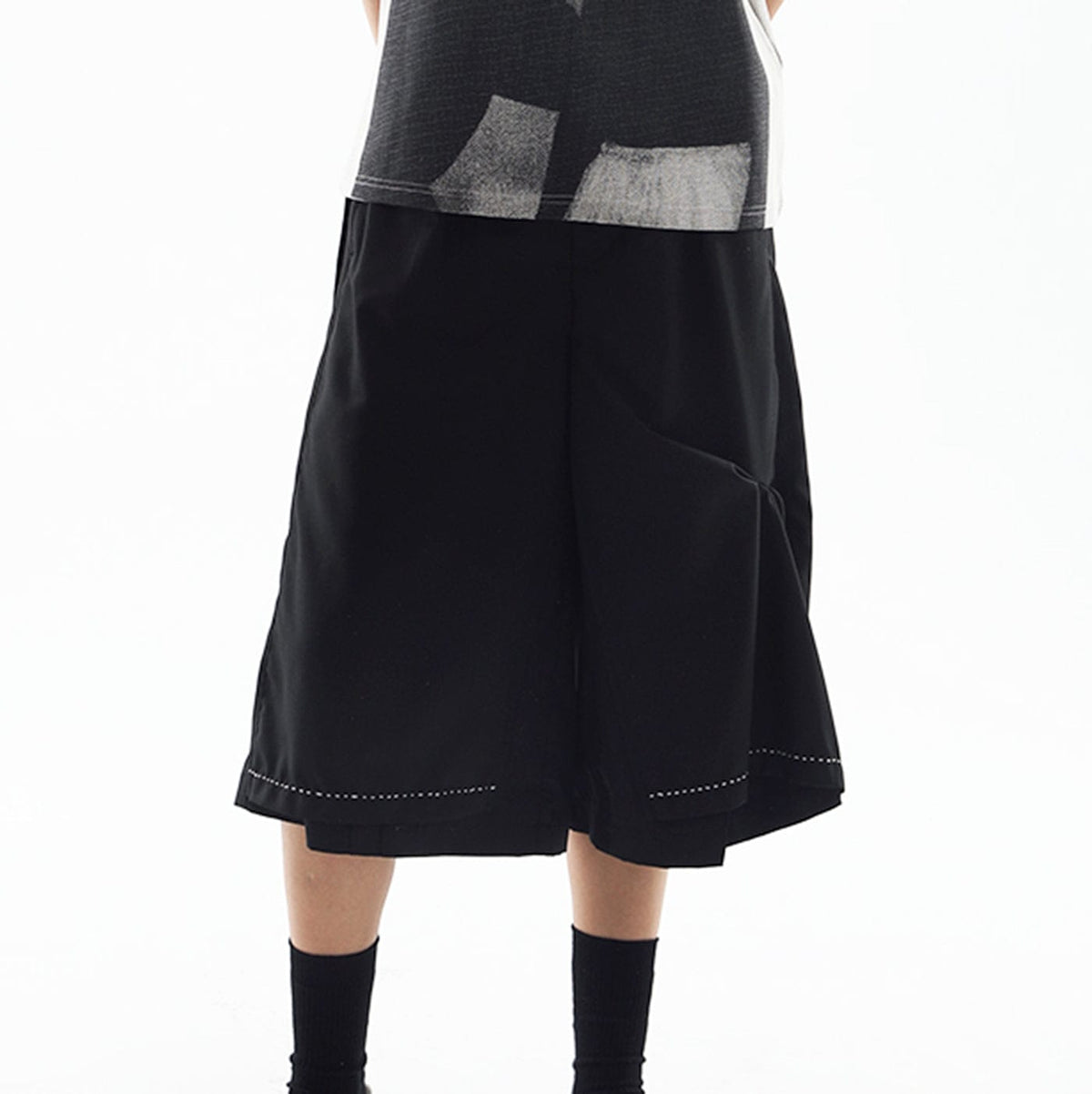 MIICHOUS Essential Pleated Oversize Shorts